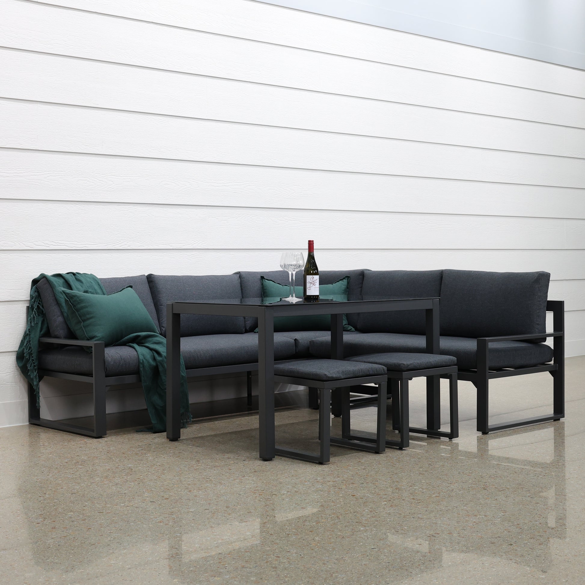 Patmos Outdoor Setting - Charcoal