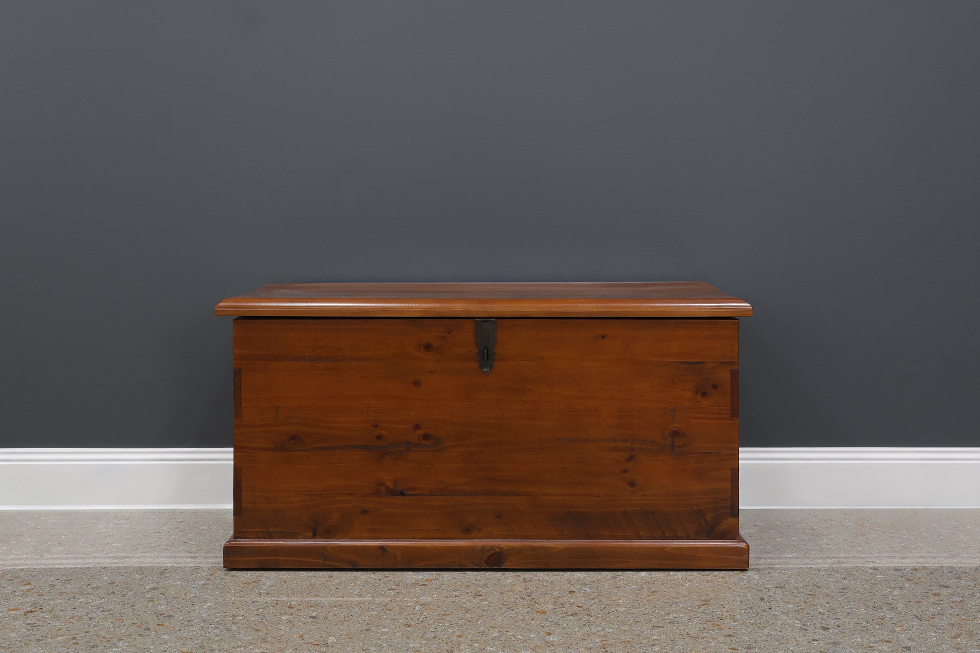 Springhurst Blanket Box