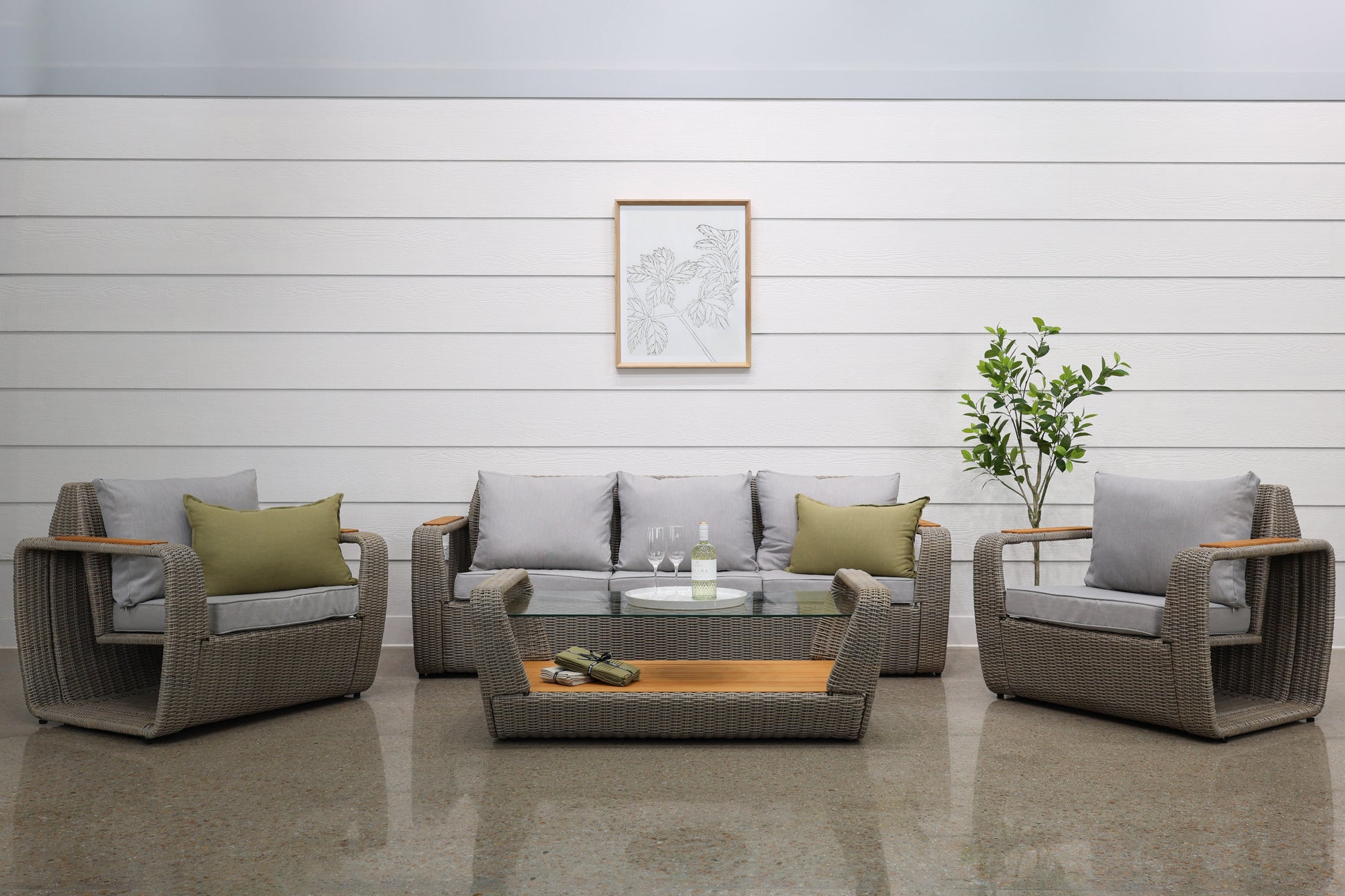 Rose Bay 4 Piece Lounge Set