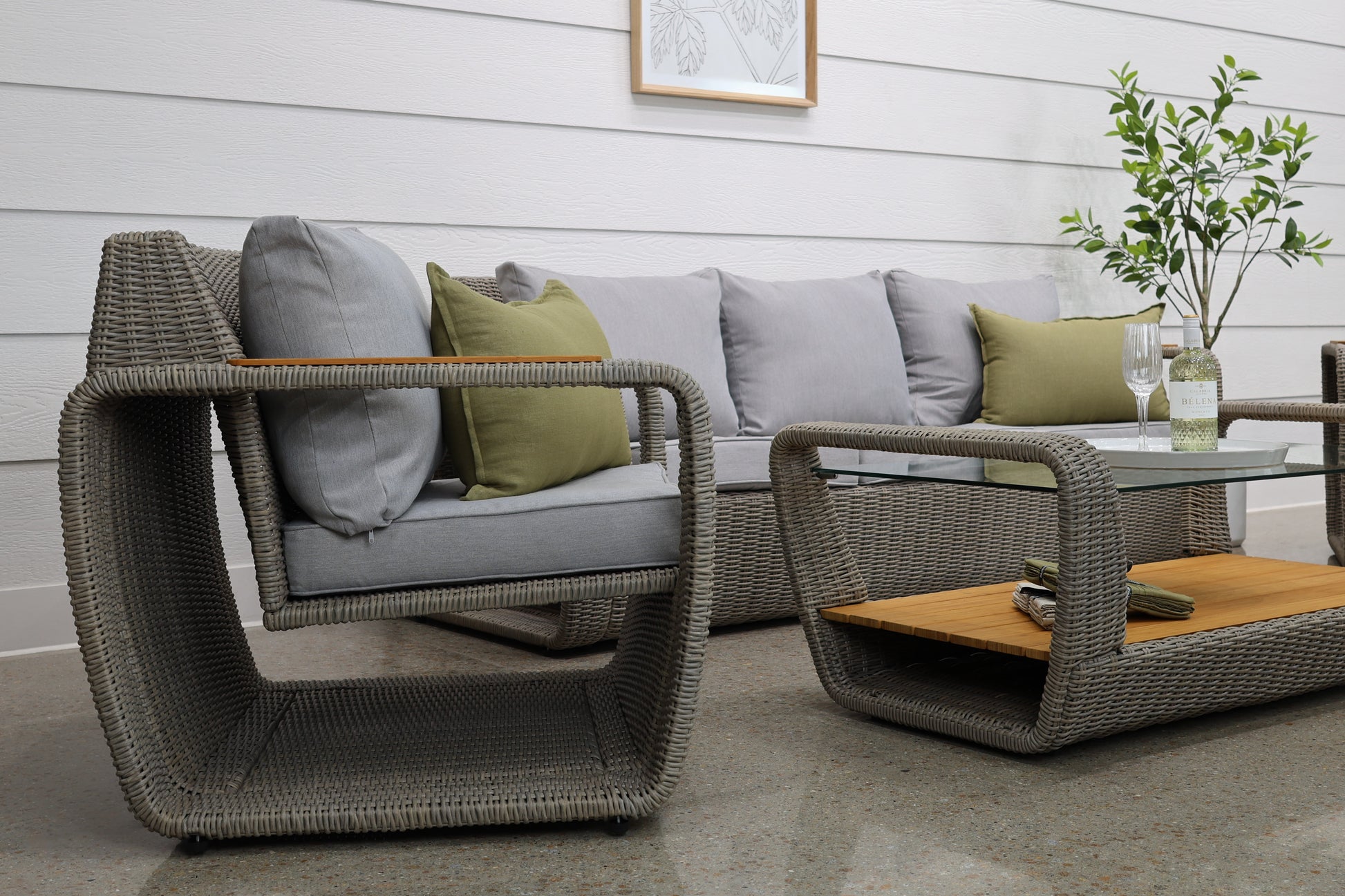 Rose Bay 4 Piece Lounge Set
