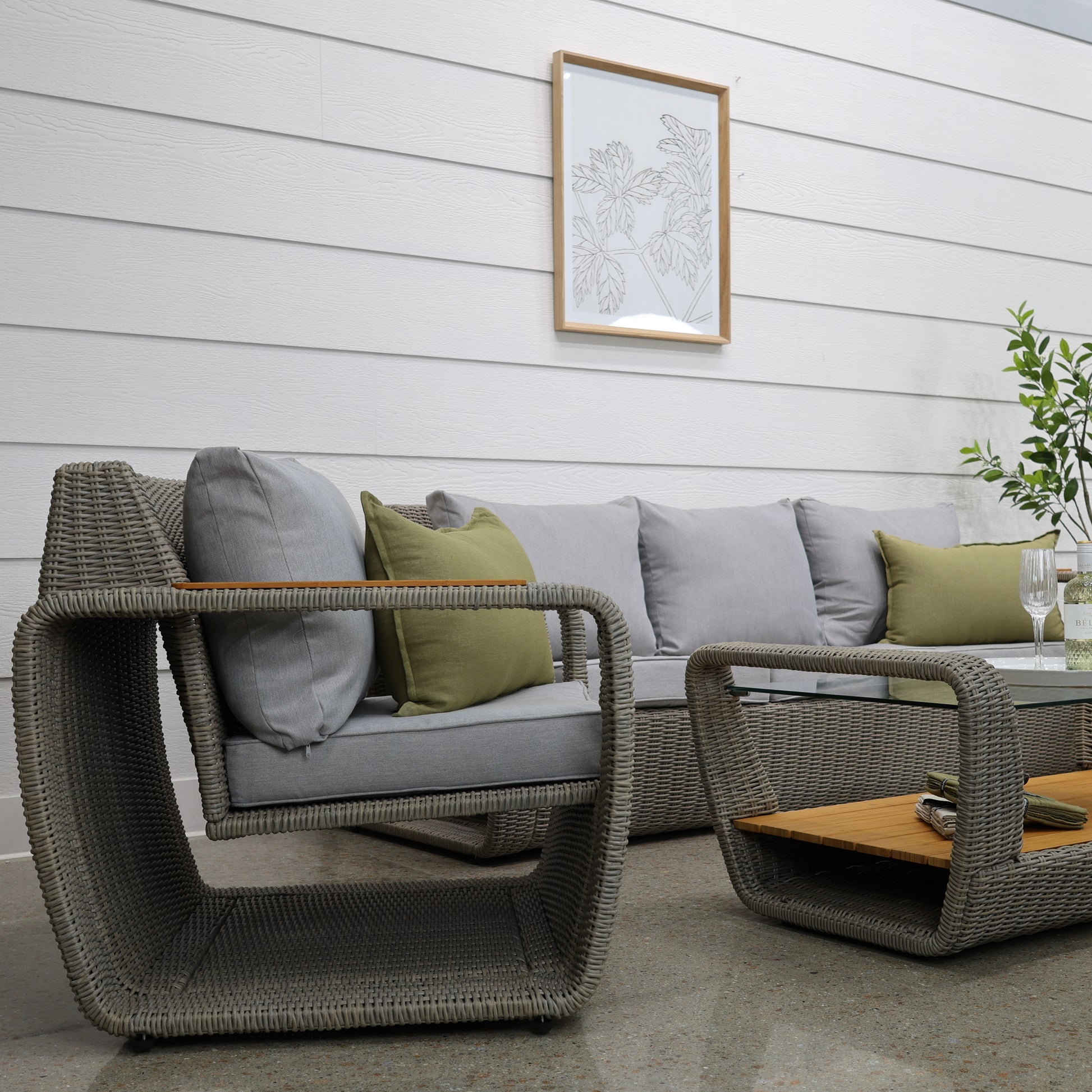 Rose Bay 4 Piece Lounge Set