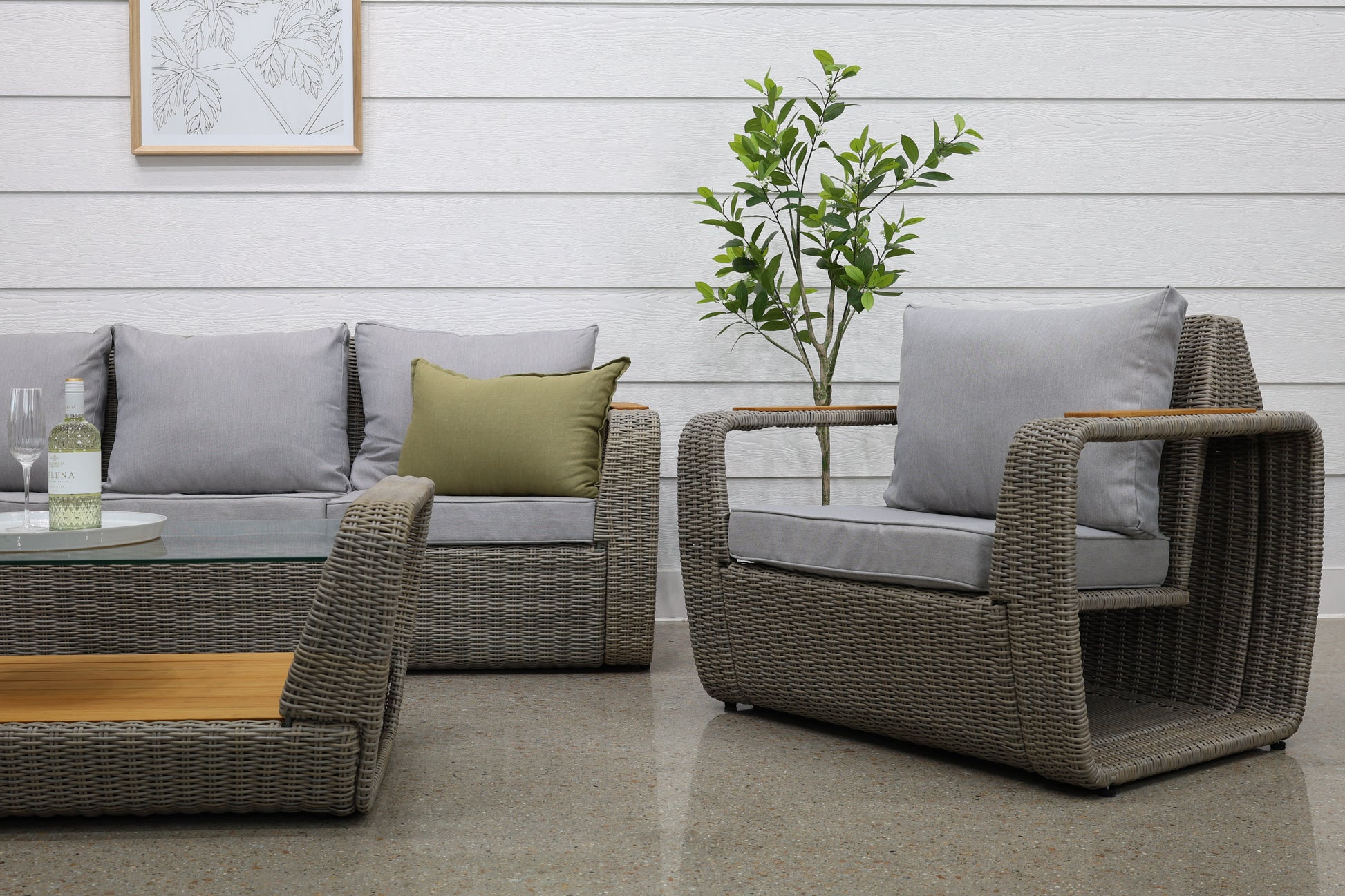 Rose Bay 4 Piece Lounge Set