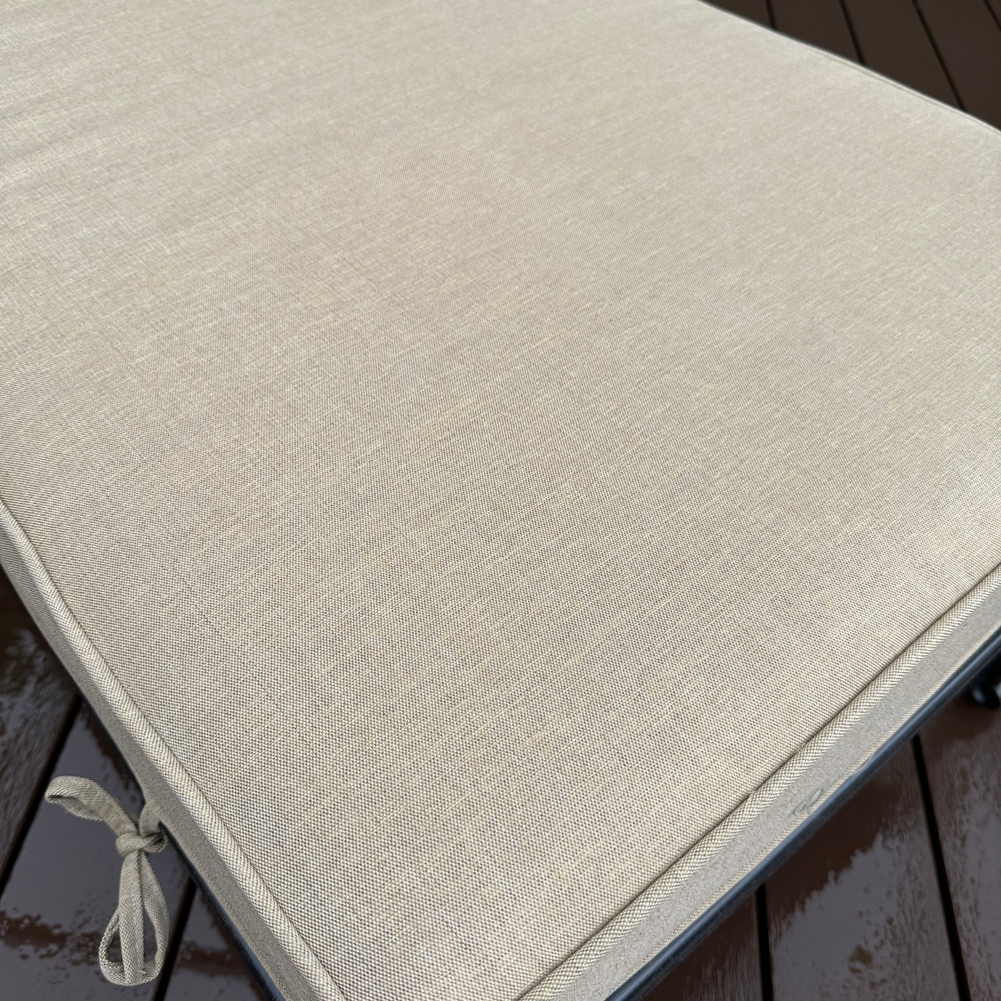 Portarlington Sun Lounge - Bronze