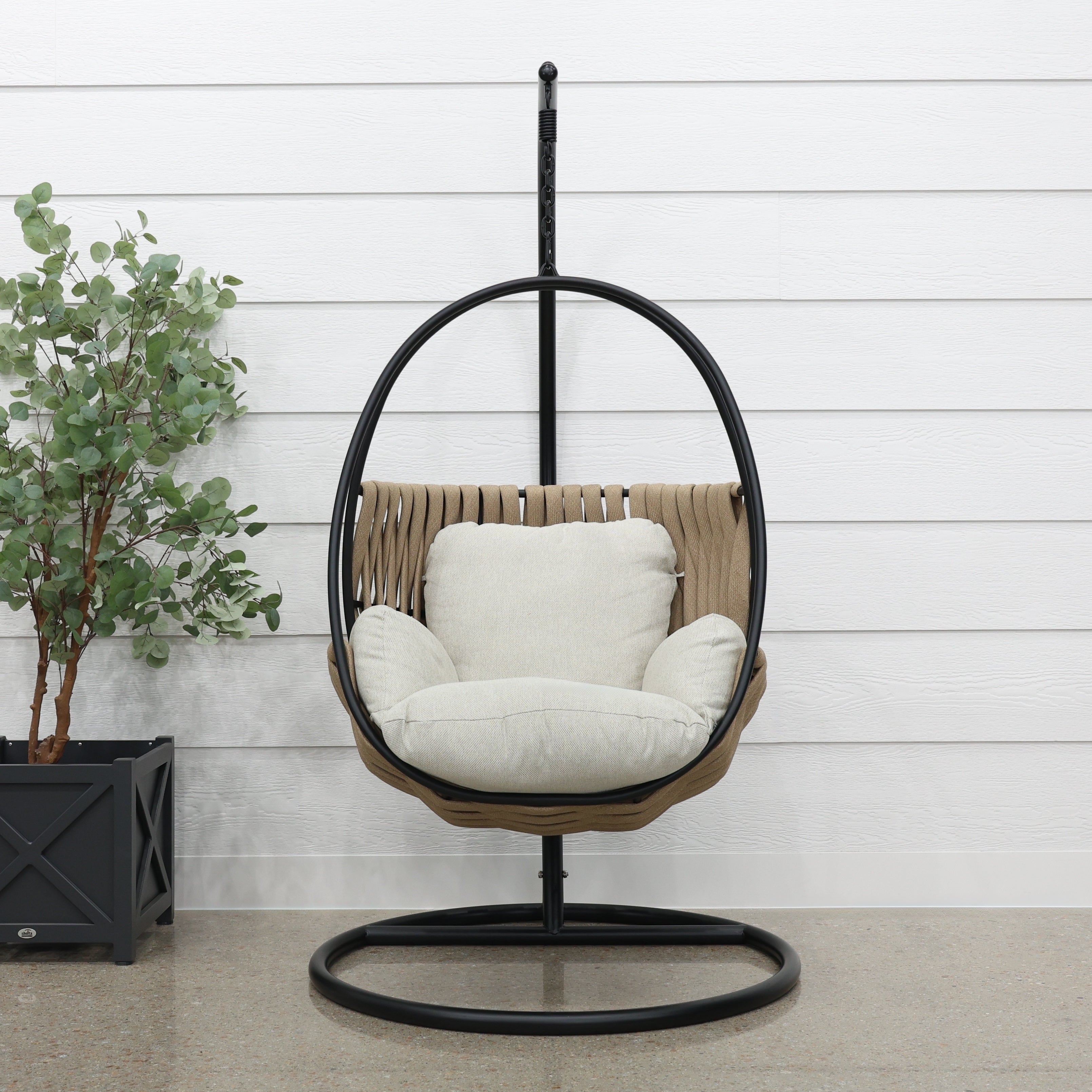 Lily Hanging Egg Chair