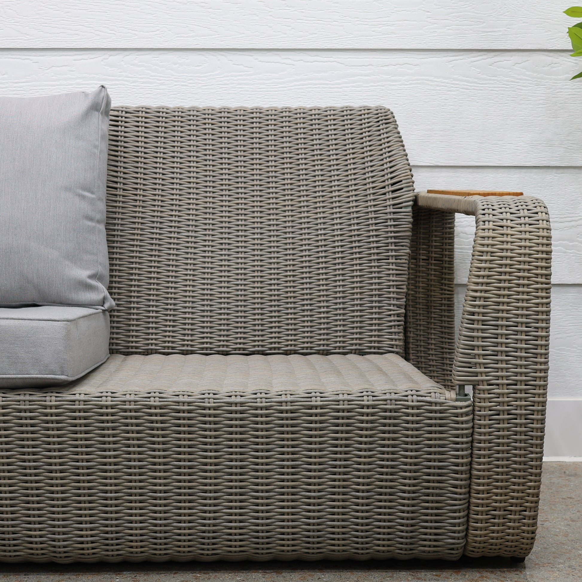 Rose Bay 4 Piece Lounge Set