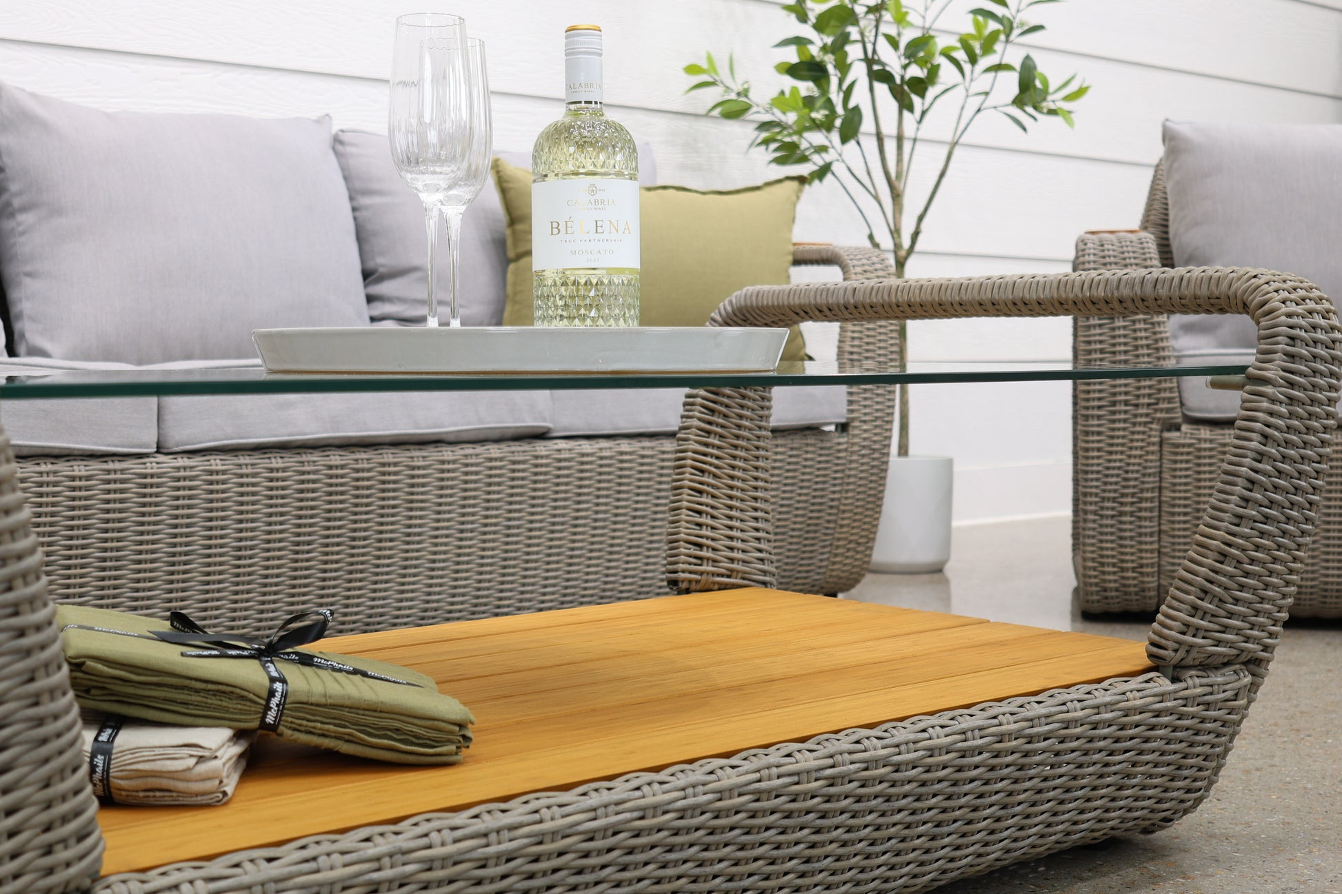 Rose Bay 4 Piece Lounge Set