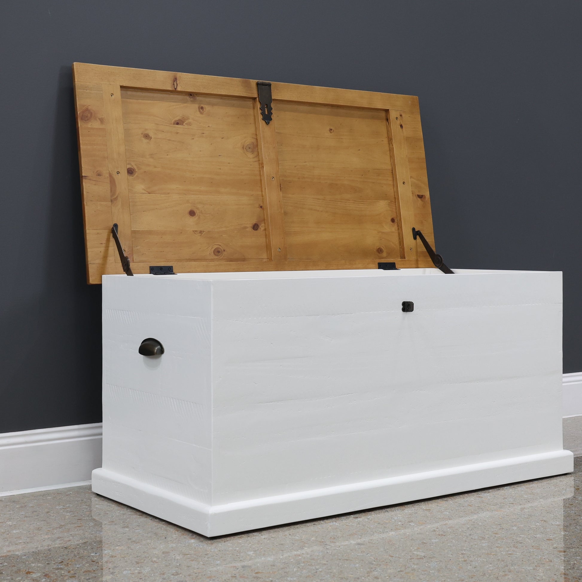 Springhurst Blanket Box - Two Tone