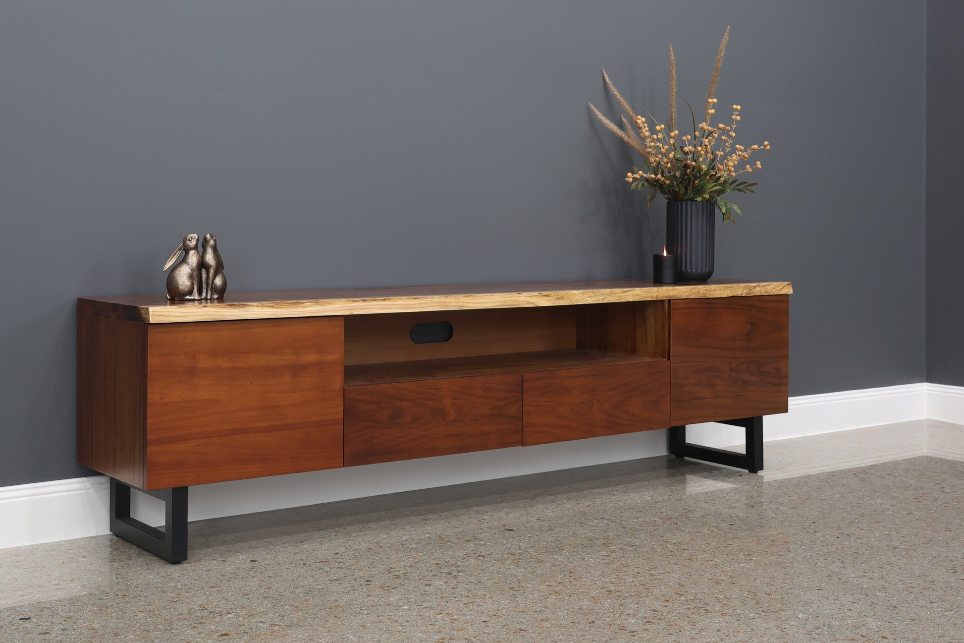 Dark Valley TV Unit - Large 220cm L
