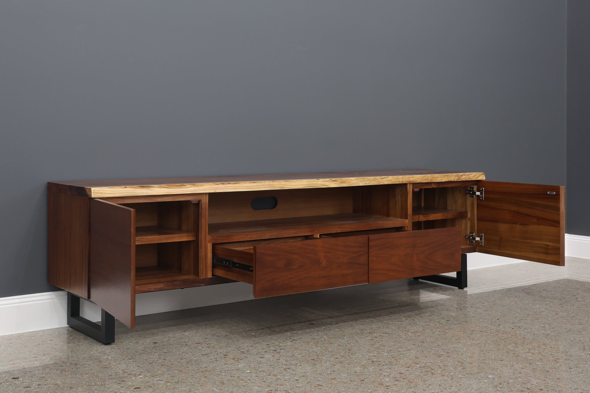Dark Valley TV Unit - Large 220cm L