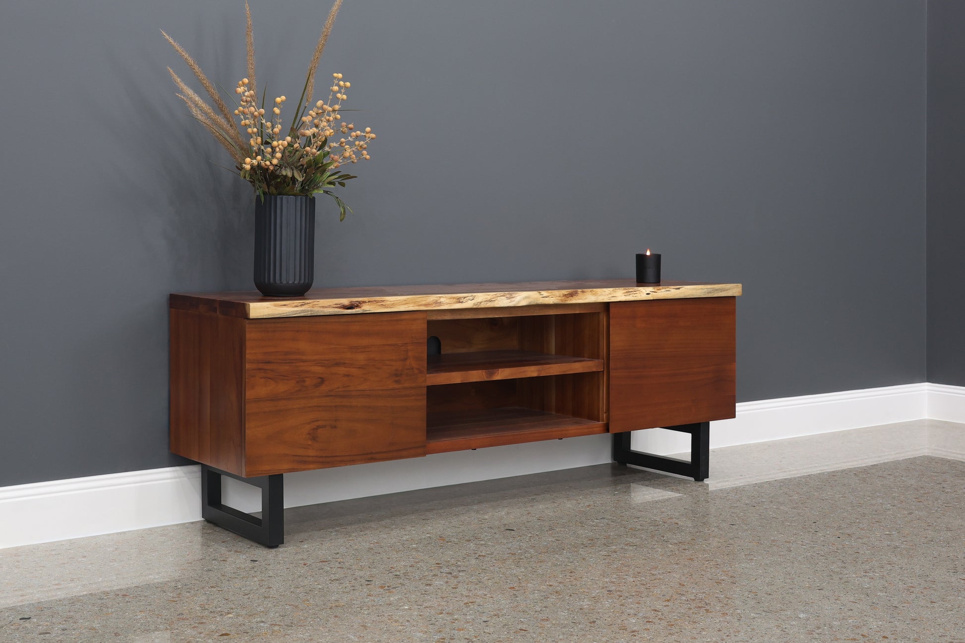 Dark Valley TV Unit - Medium 170cm L