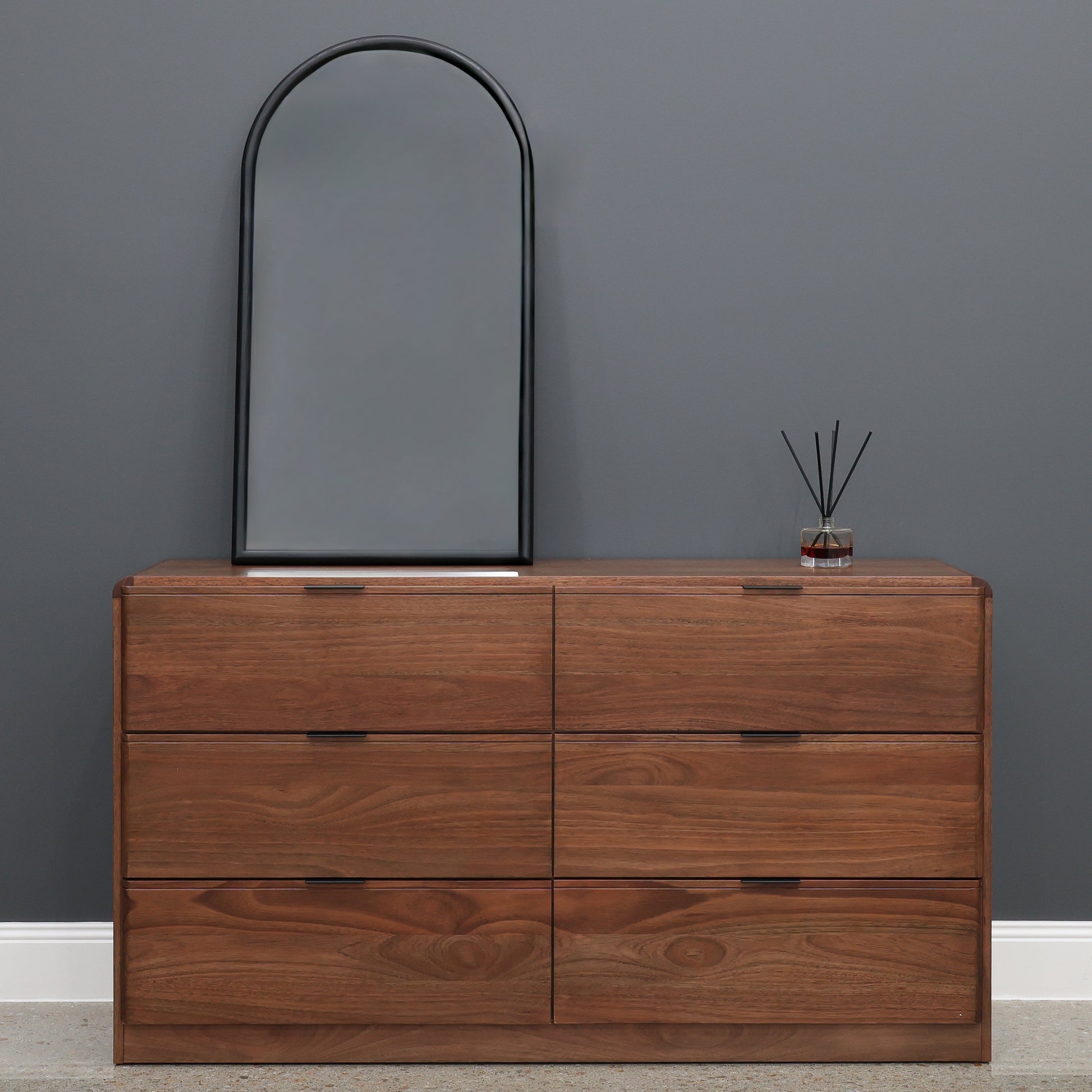 Rostrevor Dresser