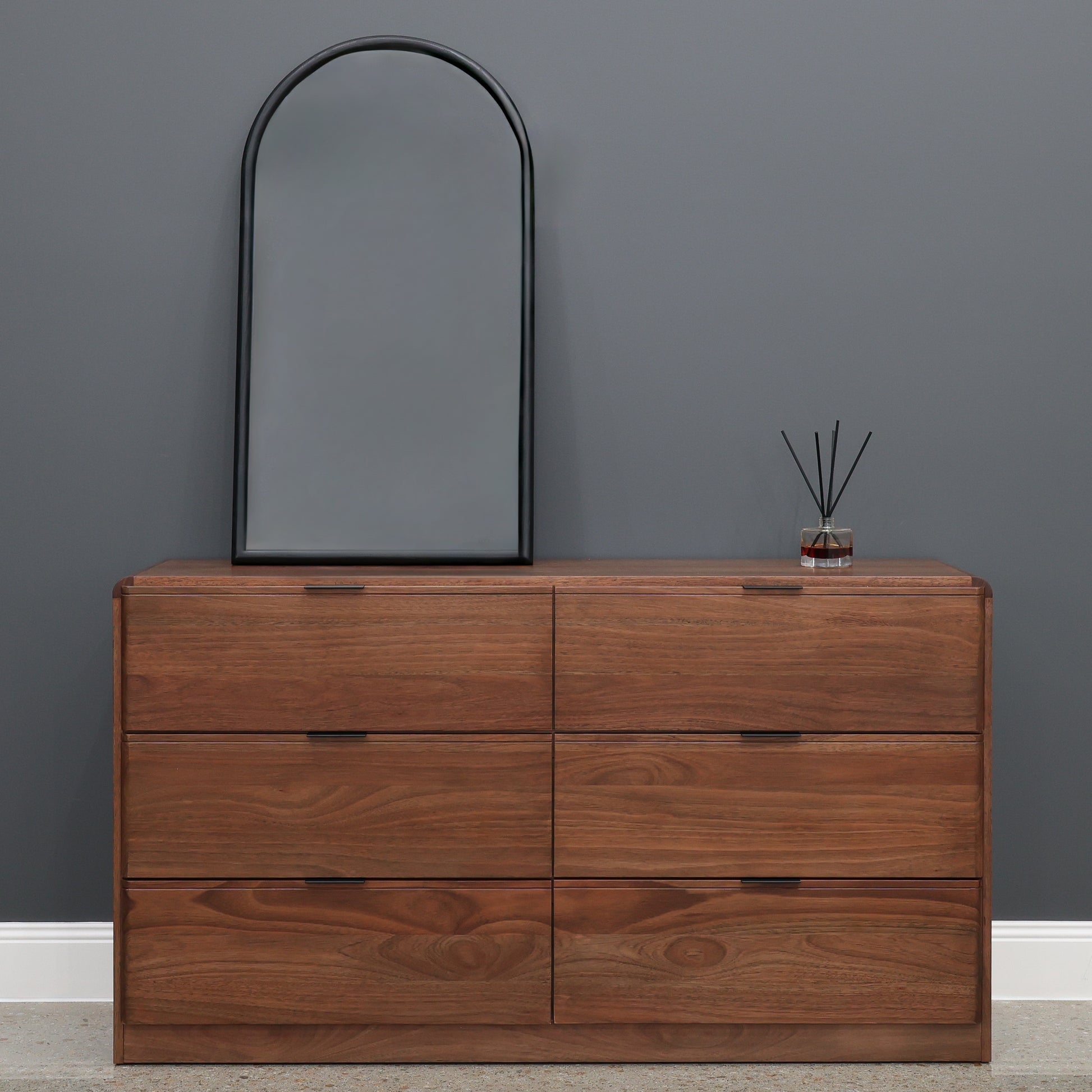 Rostrevor Dresser