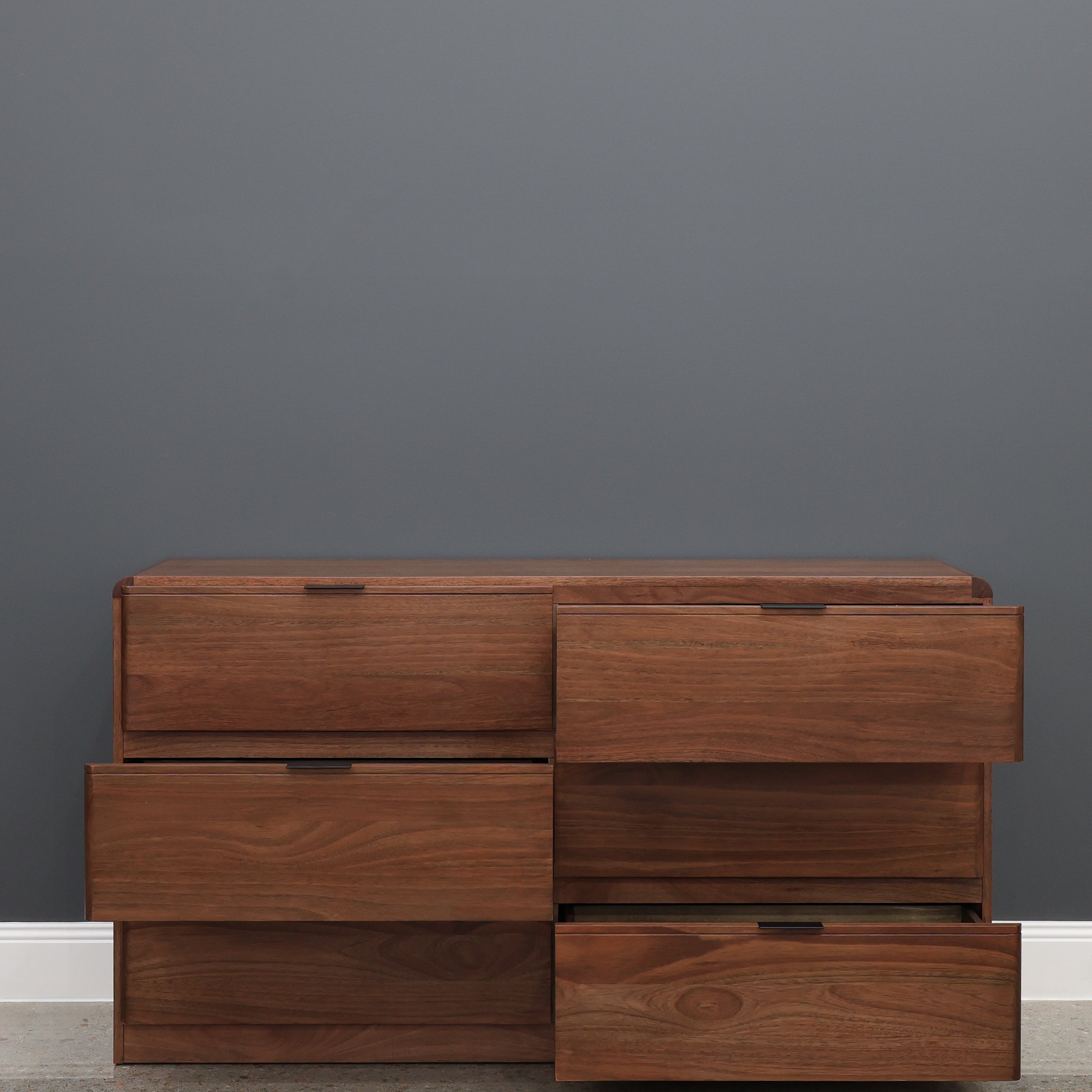 Rostrevor Dresser