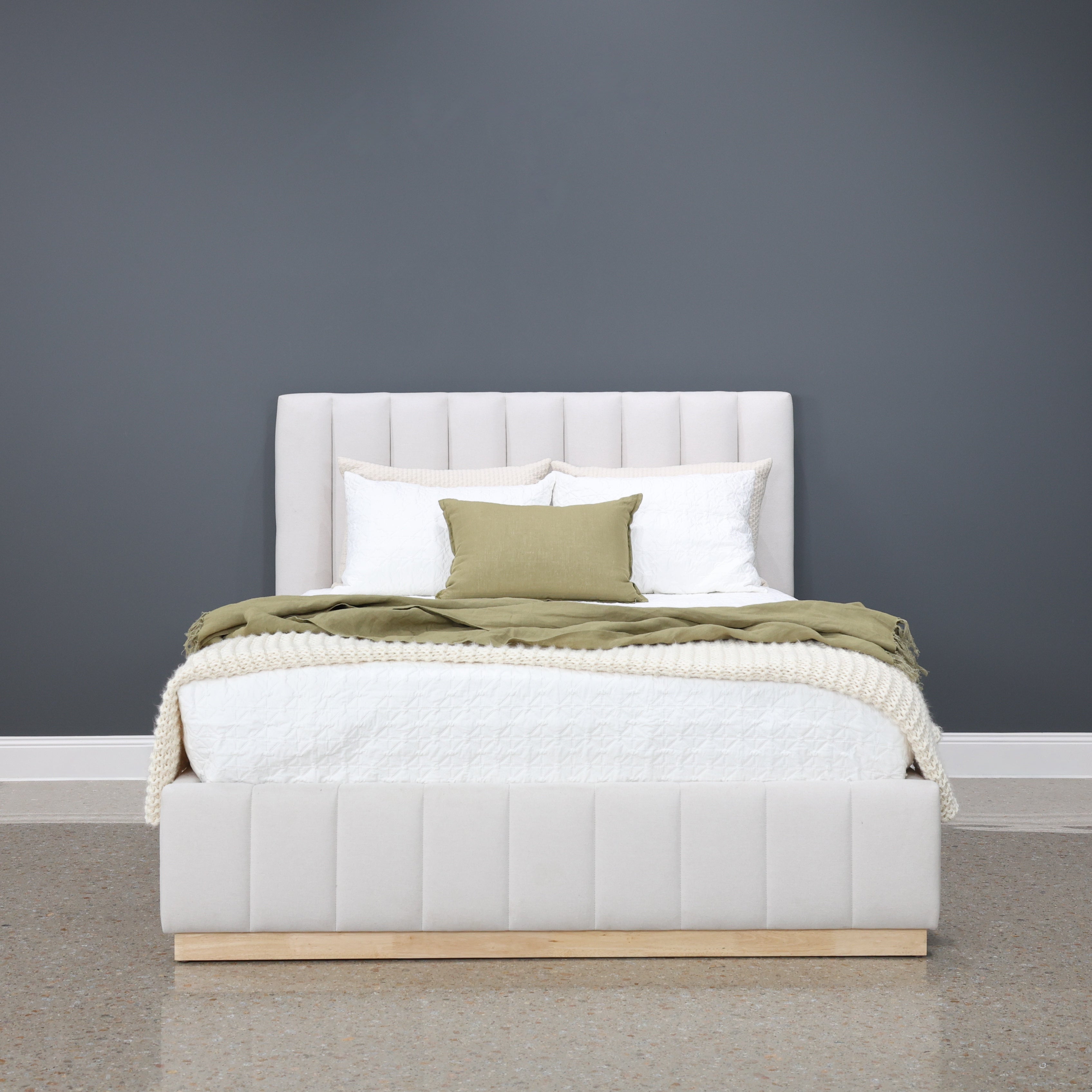 Melbourne Bed - Natural
