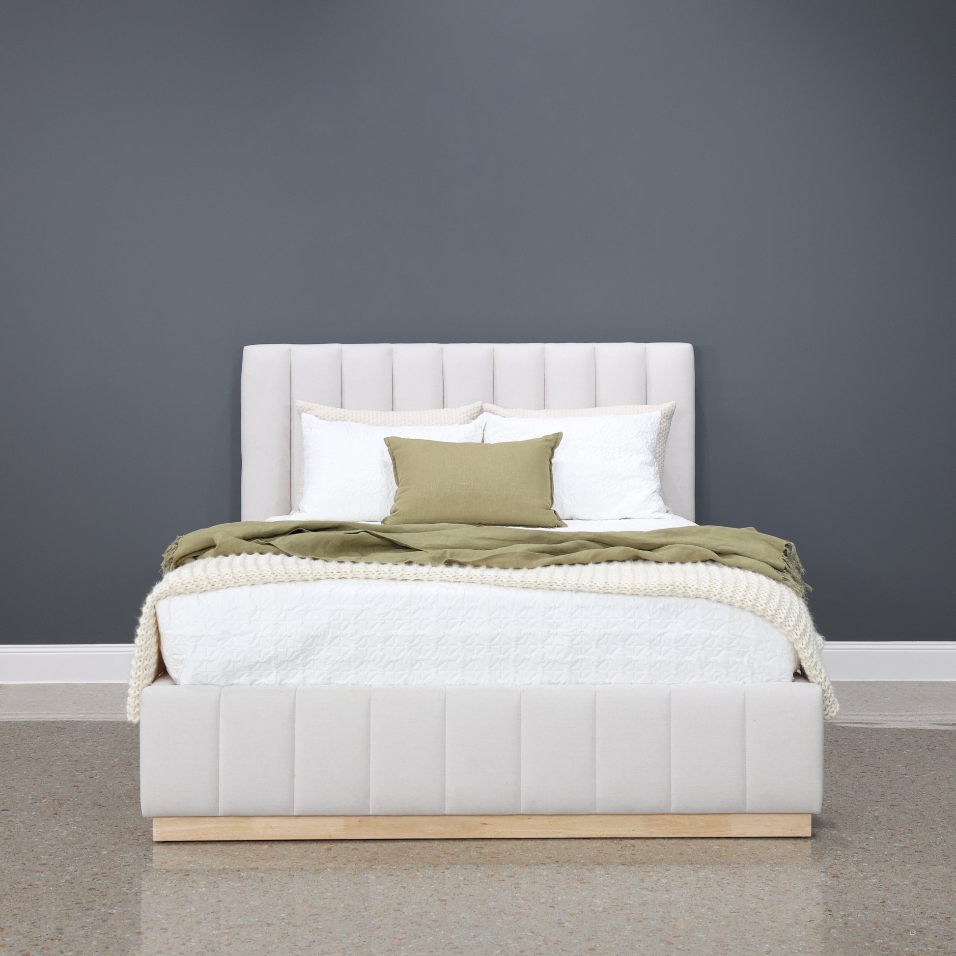 Melbourne Bed - Natural