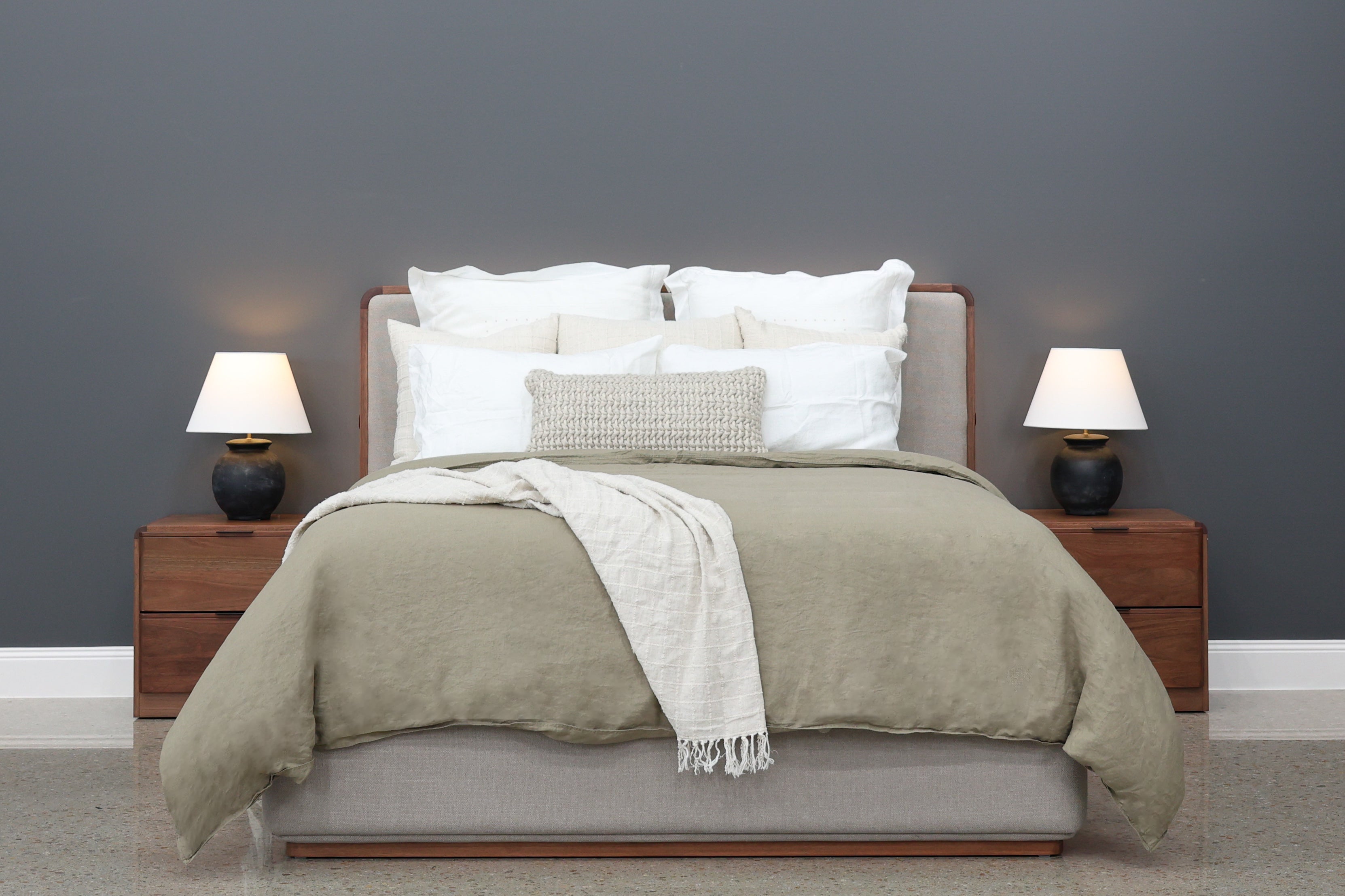 Rostrevor Gas Lift Bed