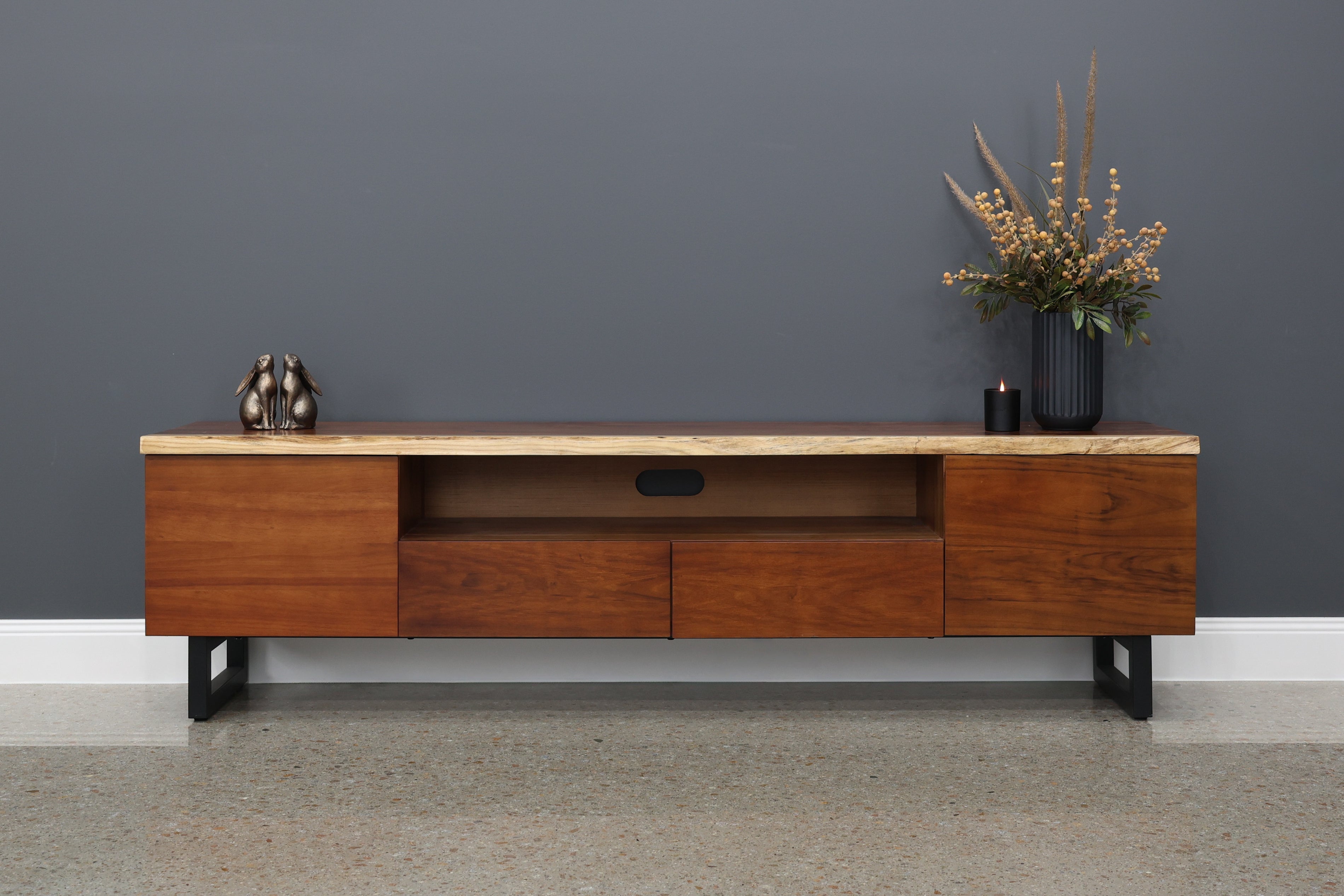 Dark Valley TV Unit - Large 220cm L