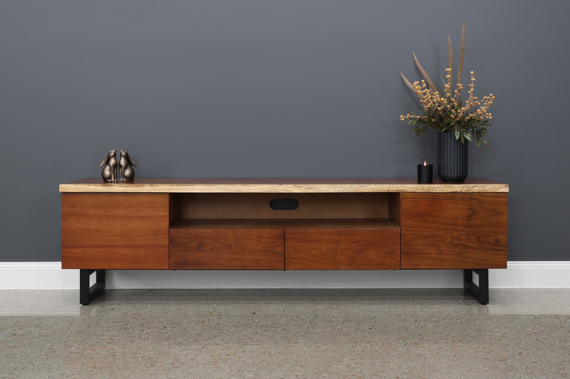 Dark Valley TV Unit - Large 220cm L