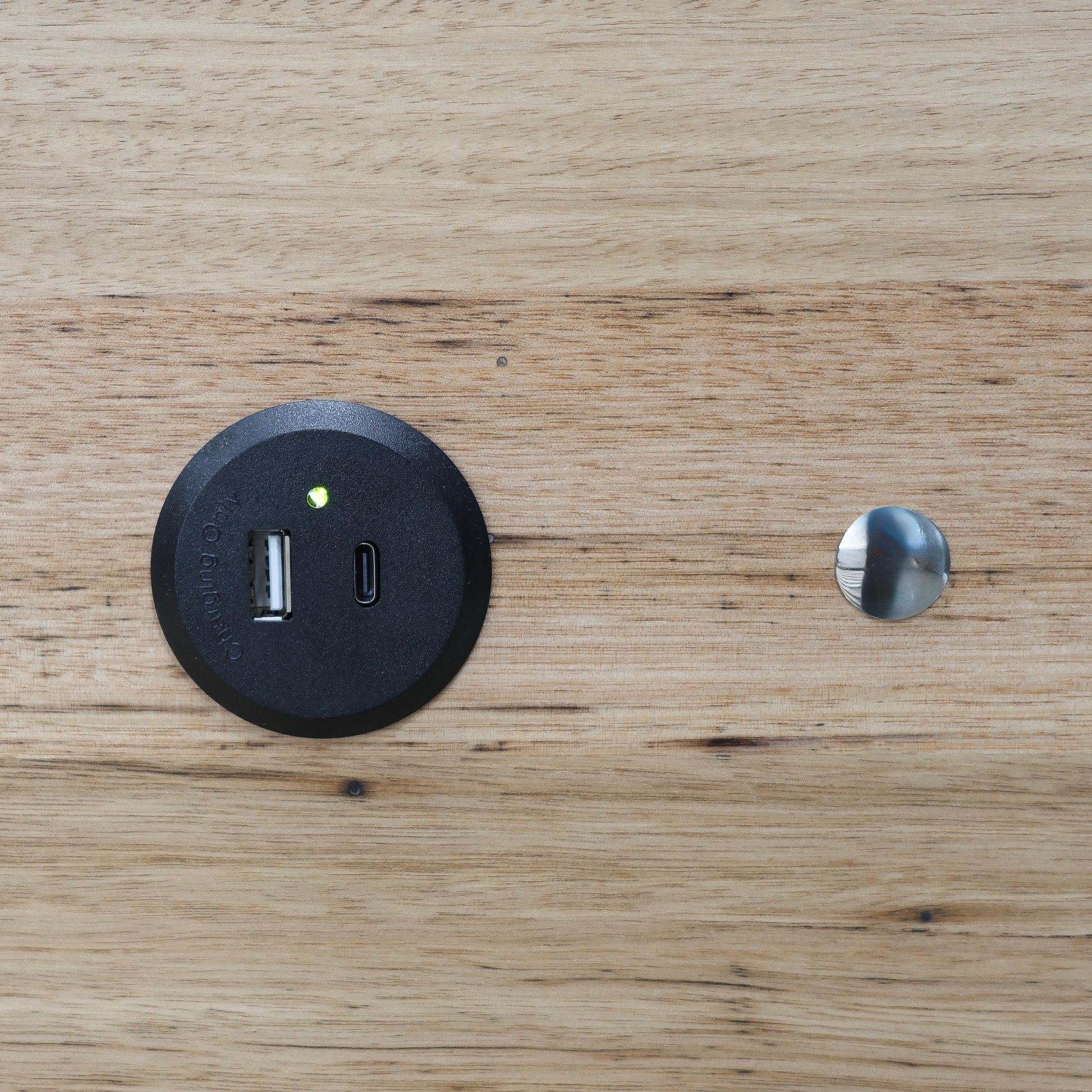 Peninsula Extended Bed w/ LED & USB & 2x Besides