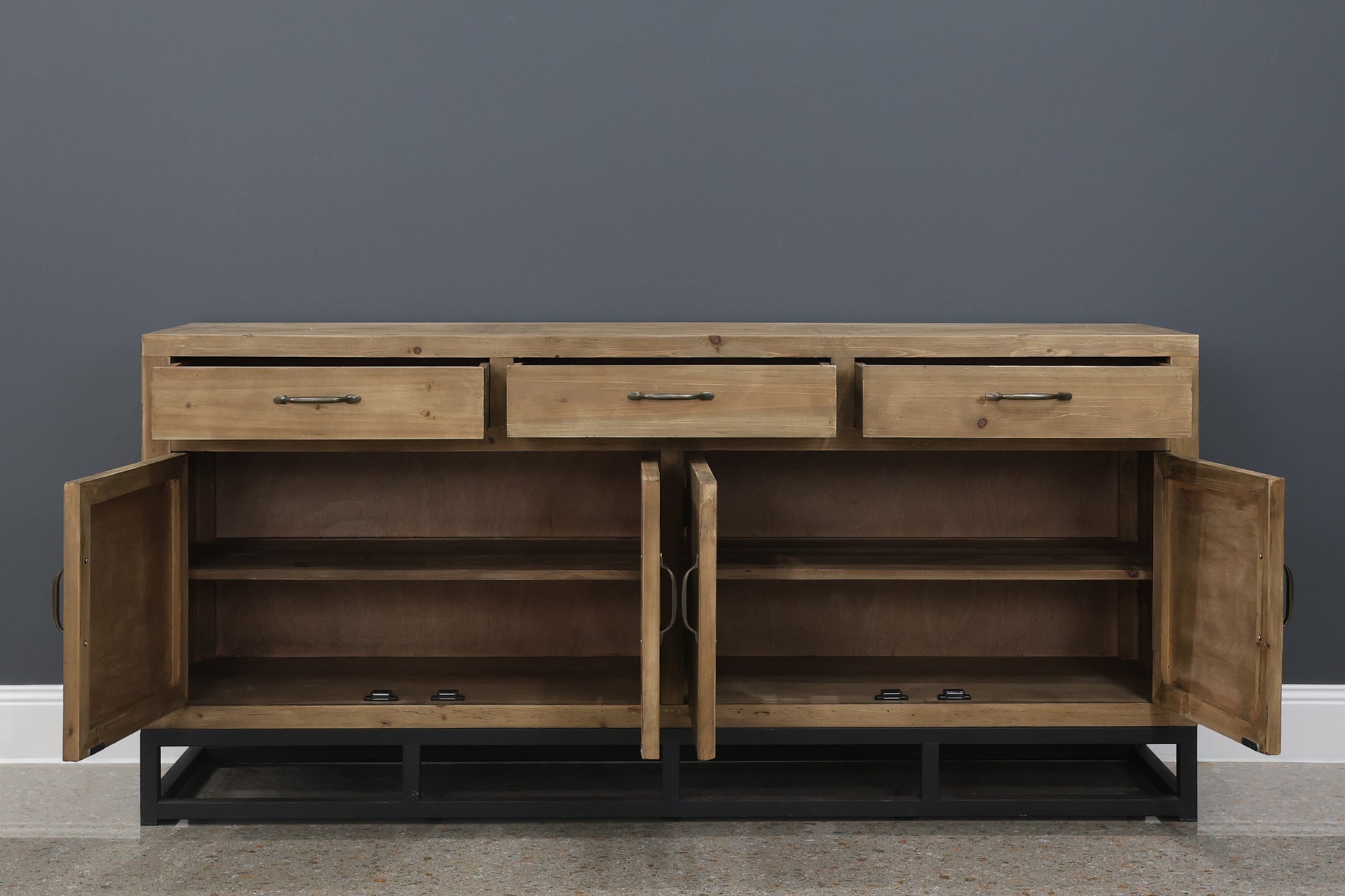 Henry 4 Door Cabinet