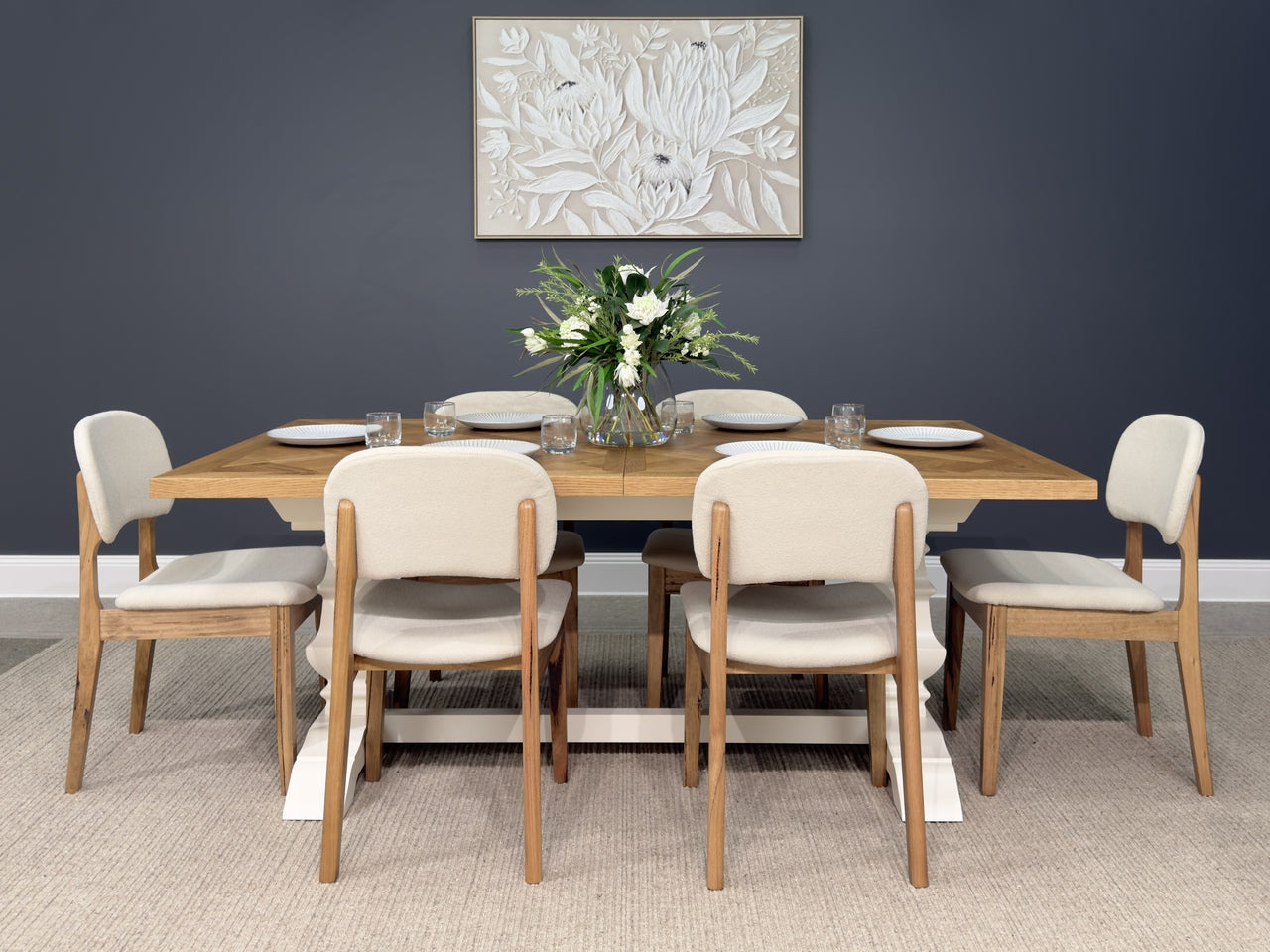 Hampton Extension Dining Table 191 - 241cm L