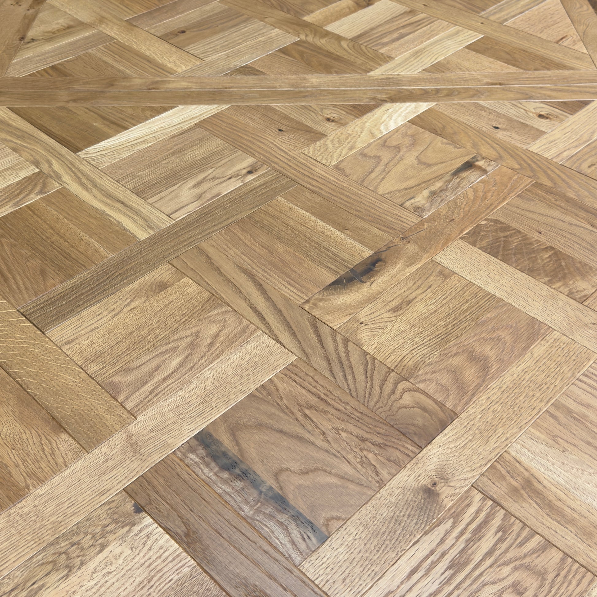 Hampton Extension Dining Table 191 - 241cm L