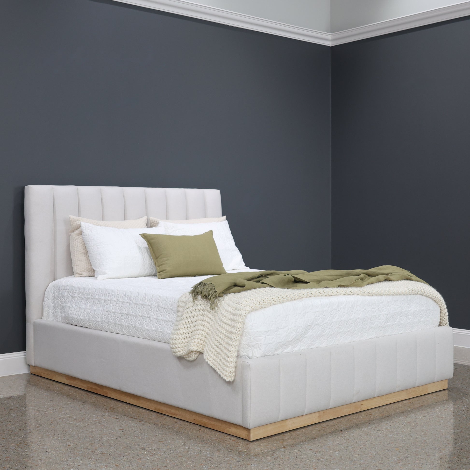 Melbourne Bed - Natural