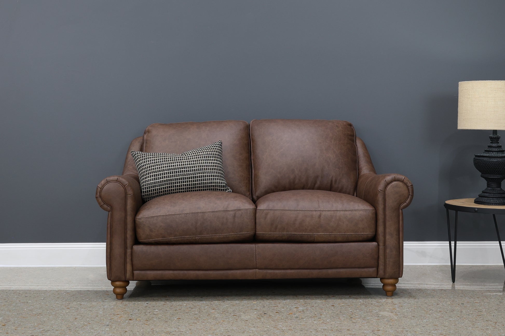 Canterbury Loveseat - Vintage Chestnut Leather