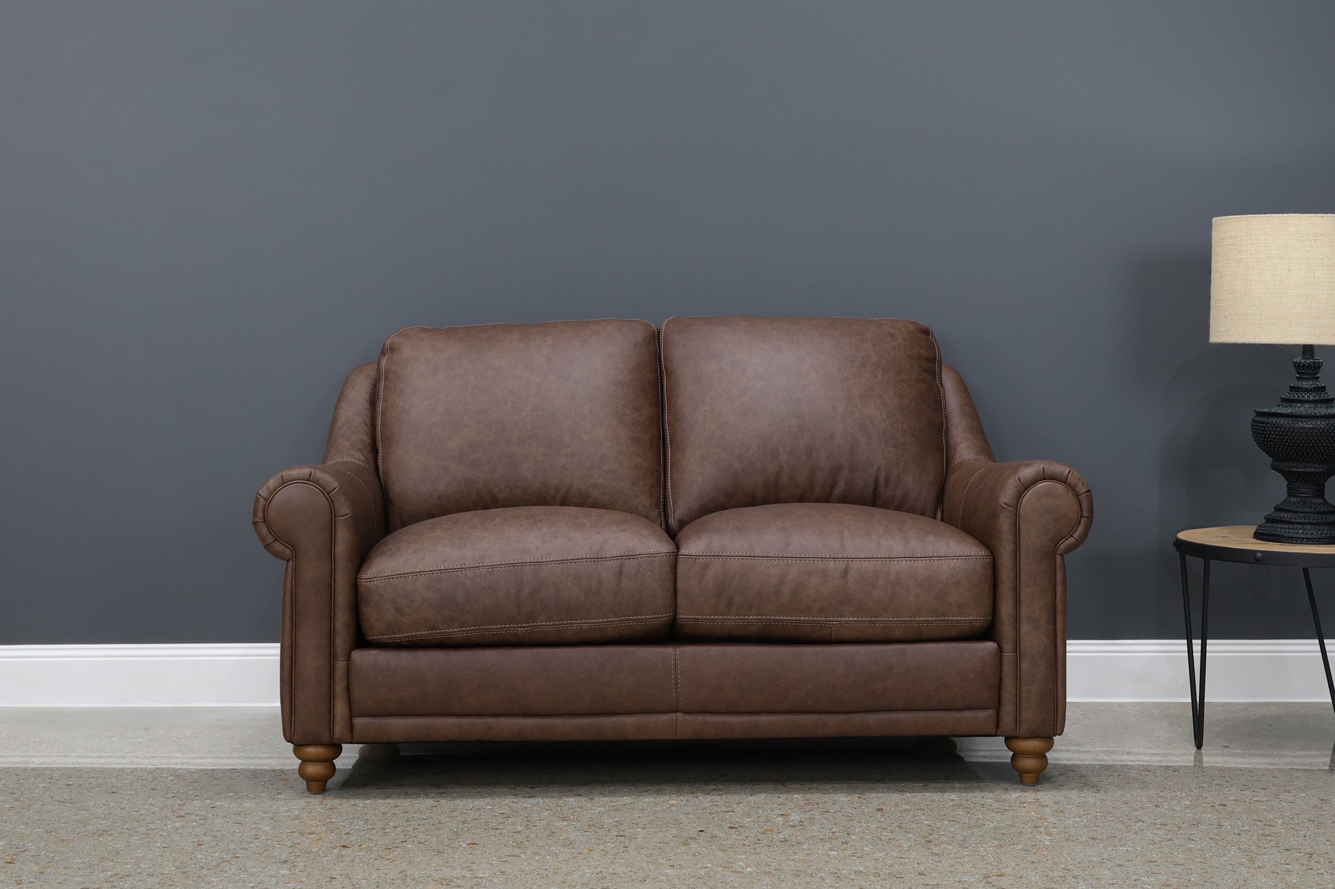Canterbury Loveseat - Vintage Chestnut Leather