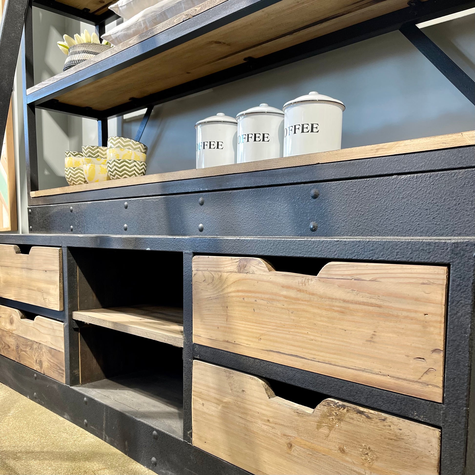 Oxley Bookcase w/ Ladder - Large