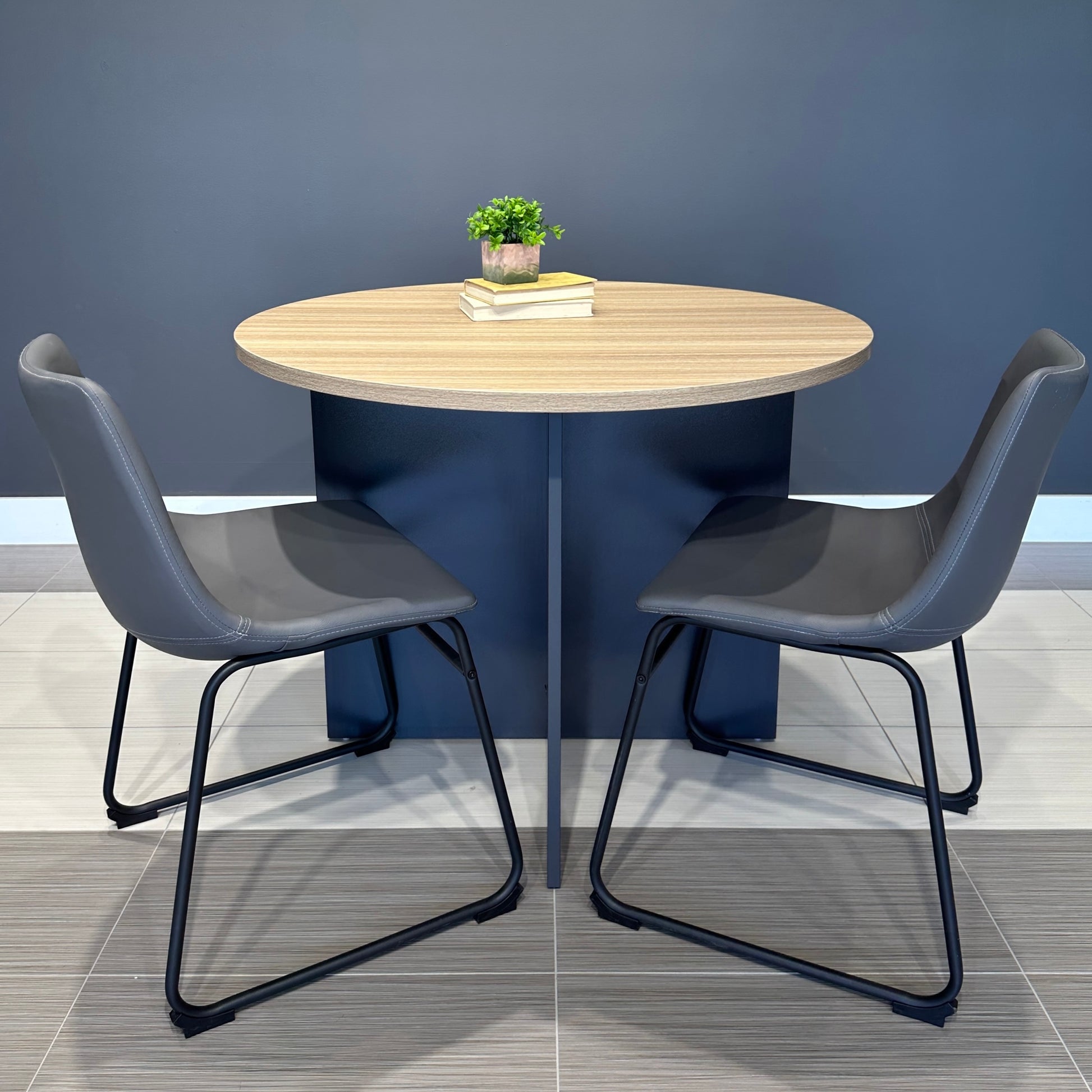 Performance 1000 Round Table - Natural Oak/ Charcoal