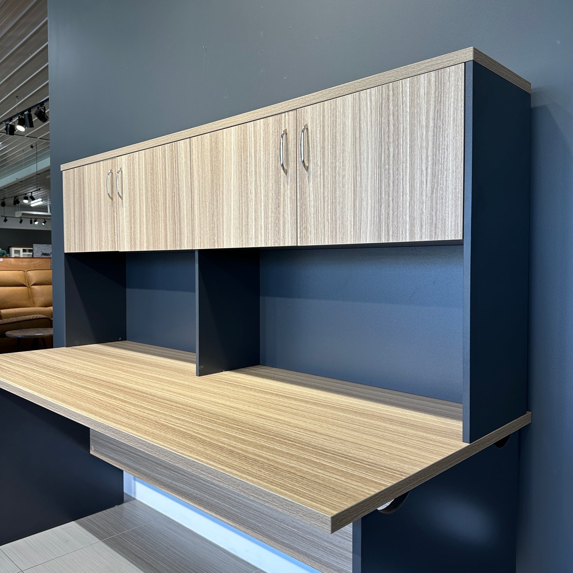 Performance 1800 Office Desk & Hutch - Natural Oak/ Charcoal