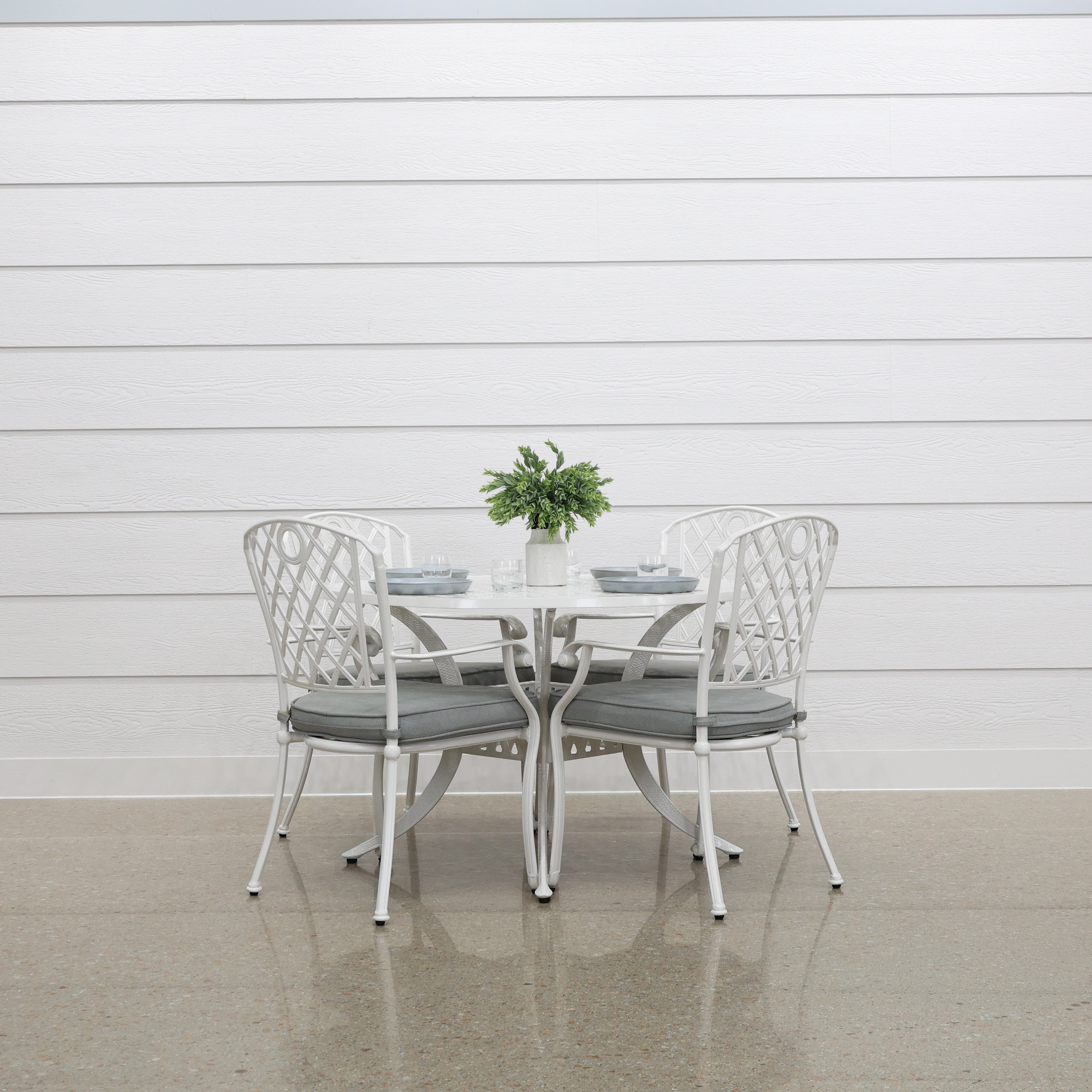 New Portarlington 122cm Round Table- White