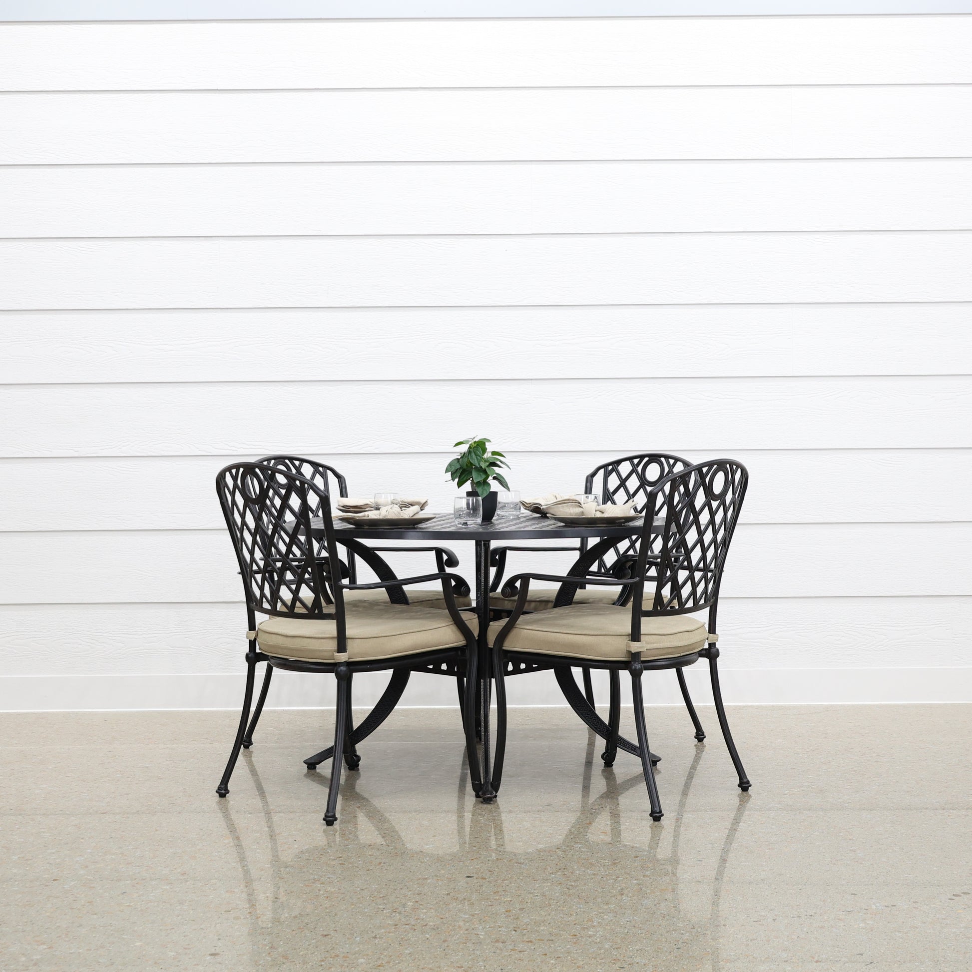 New Portarlington 122cm Round Table - Bronze