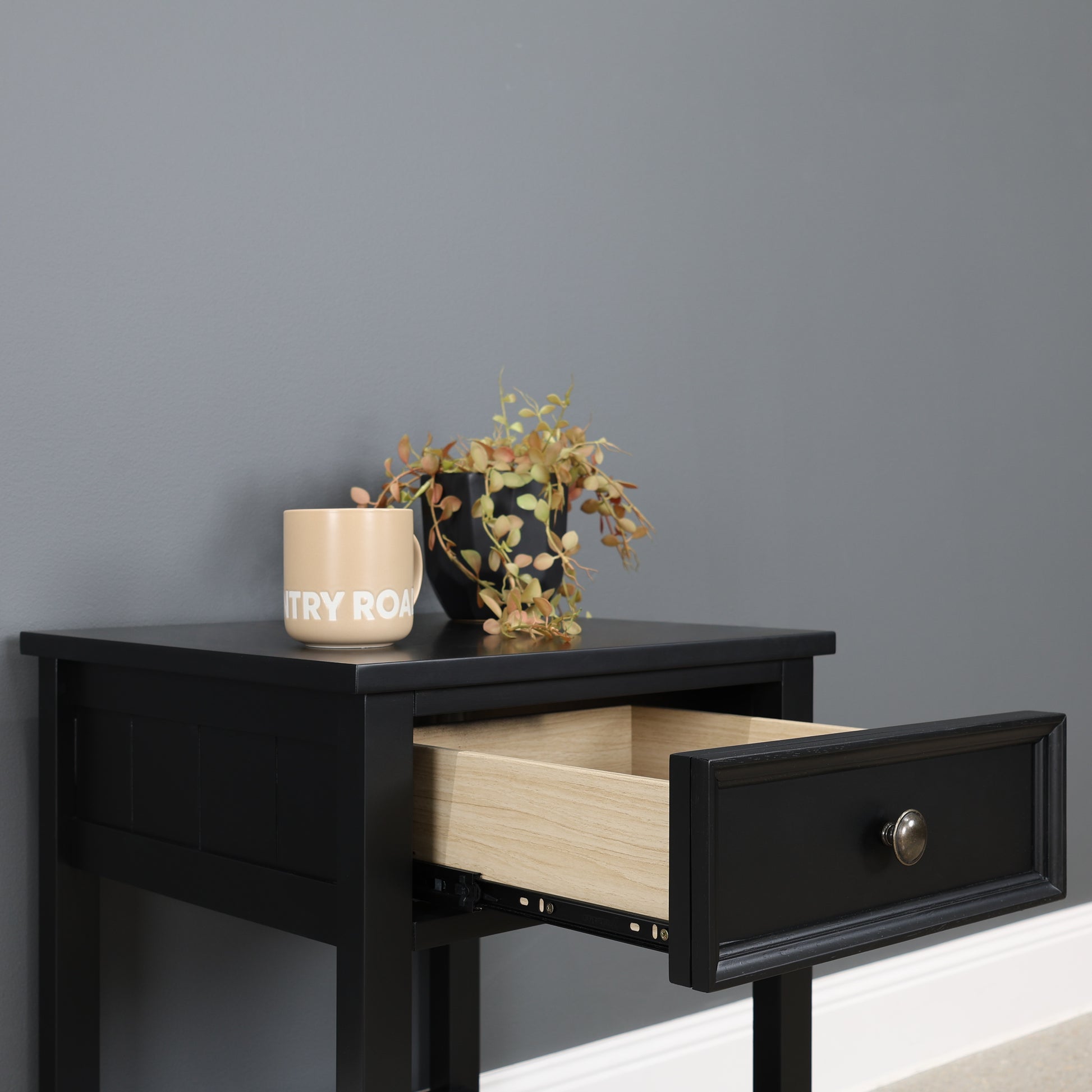 Joseph Bedside w/ 1 Drawer - Black