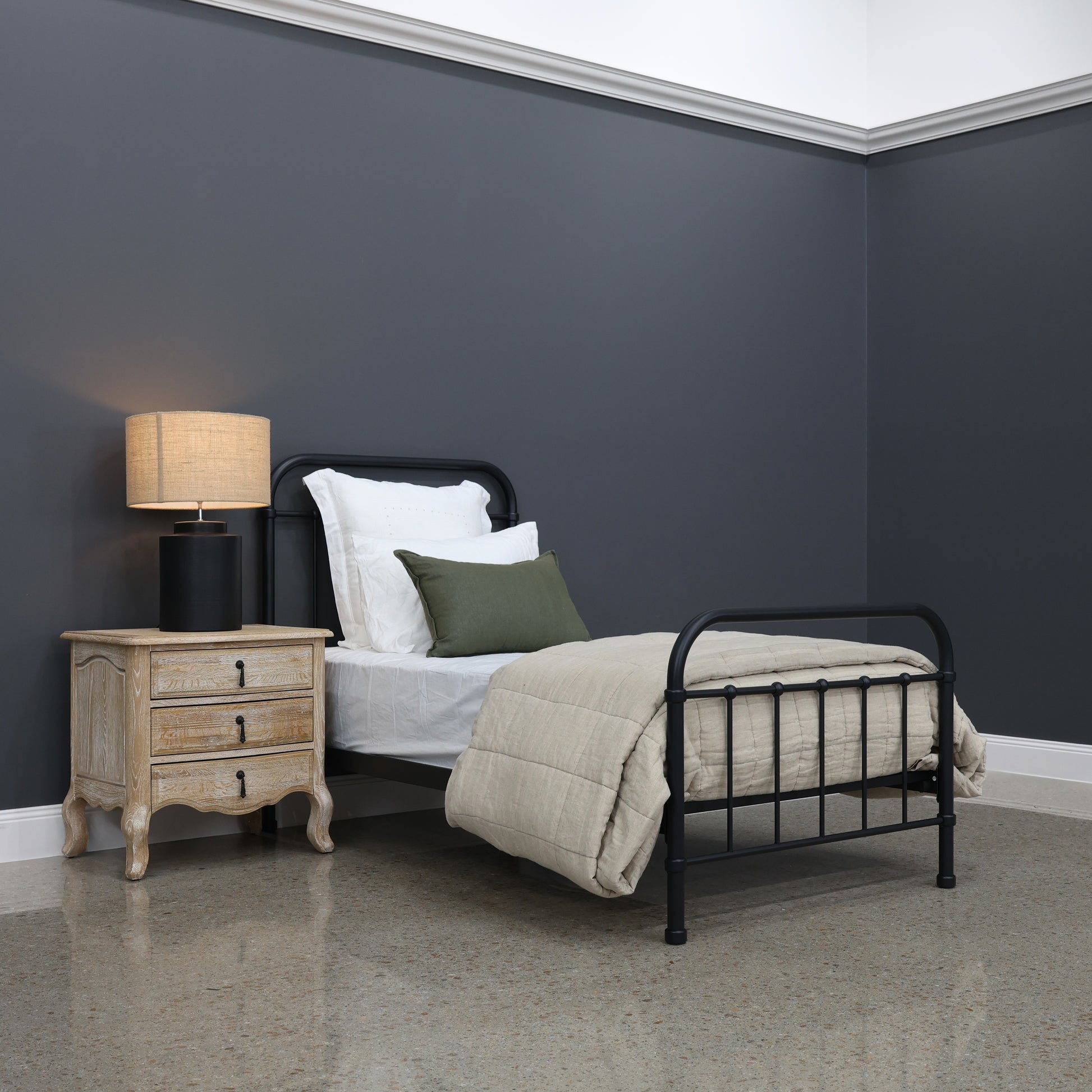 Sydney Bed - Black