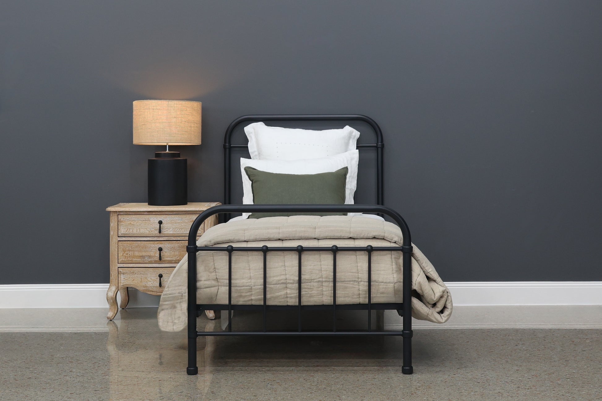 Sydney Bed - Black