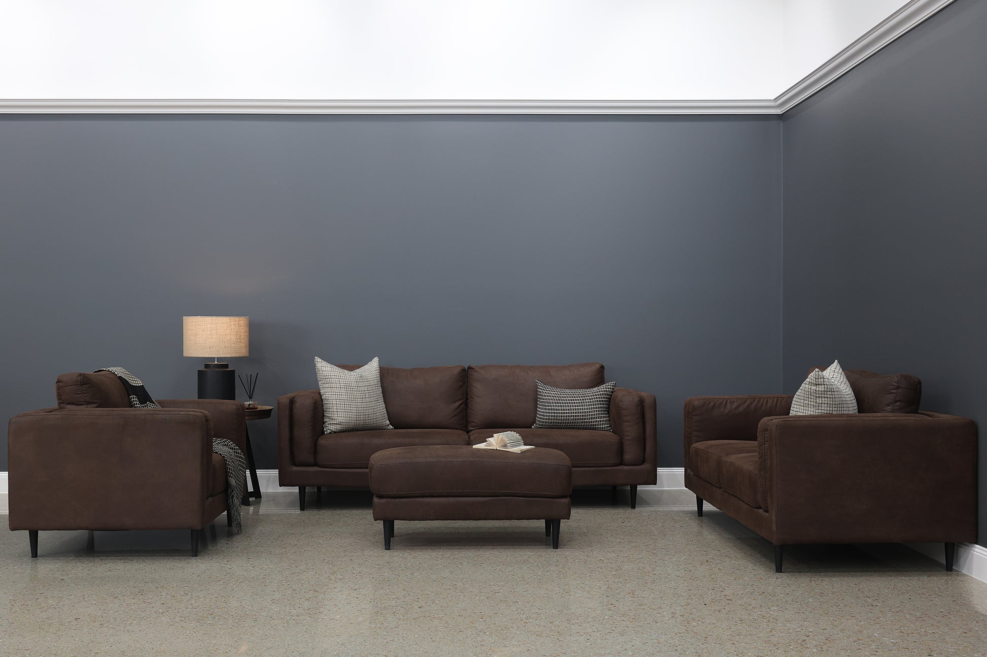 Canberra Loveseat - Highland Chestnut