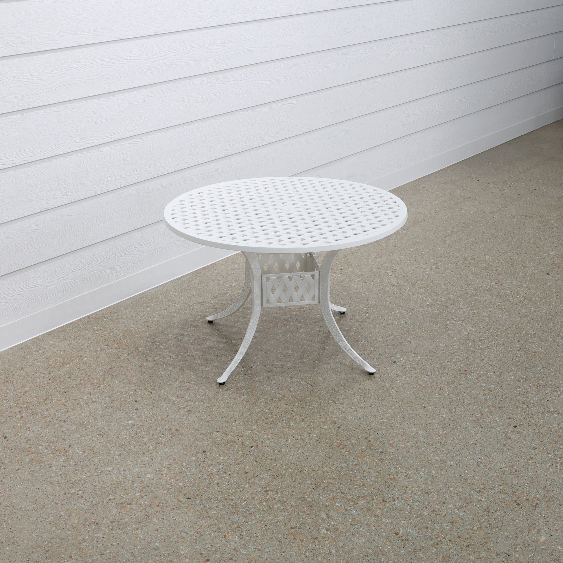 New Portarlington 122cm Round Table- White