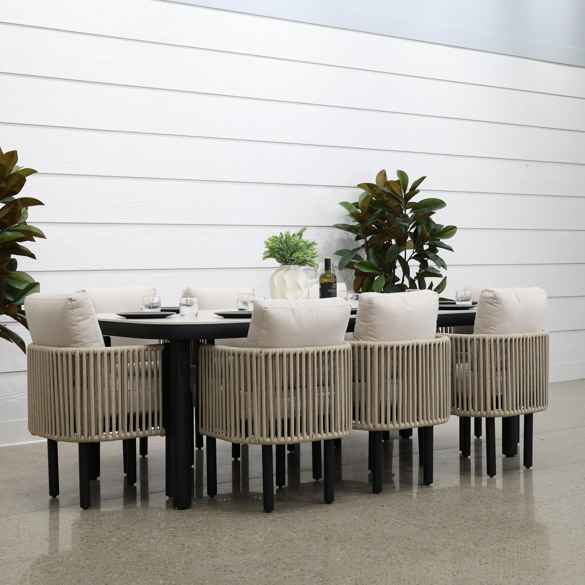 Harbour Dining Table
