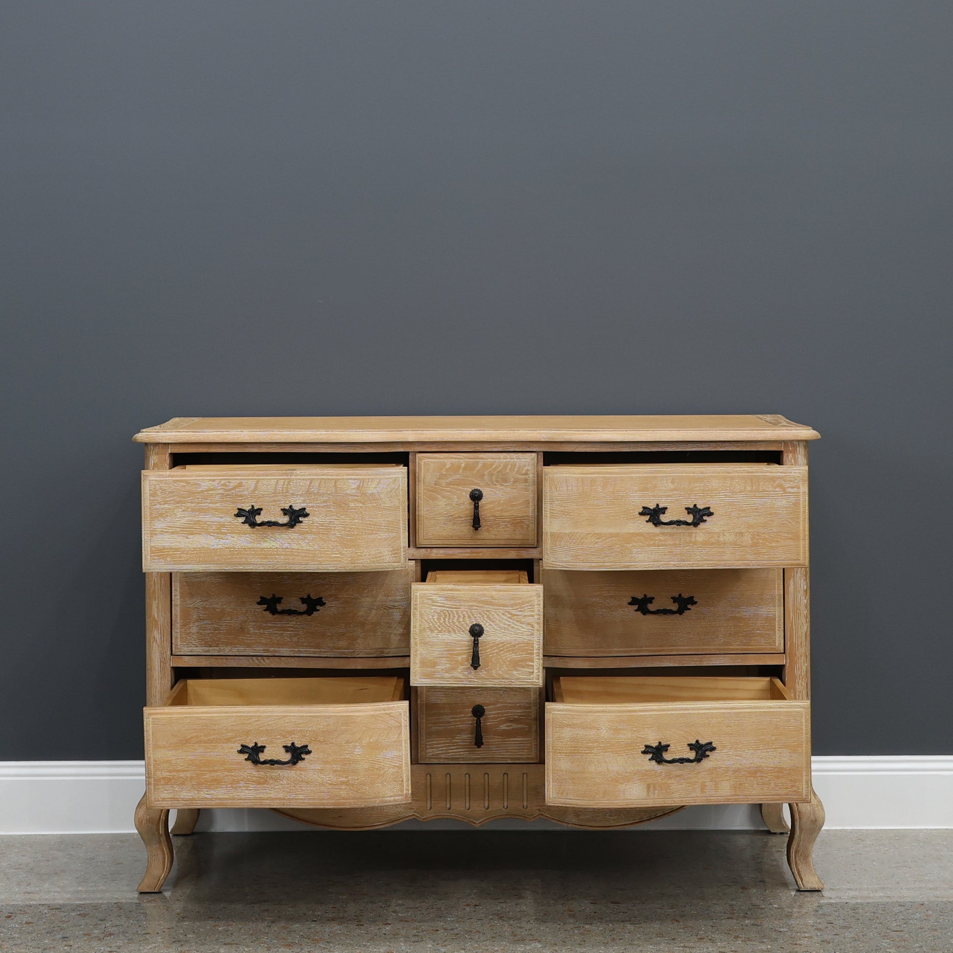Mt Eden Dresser
