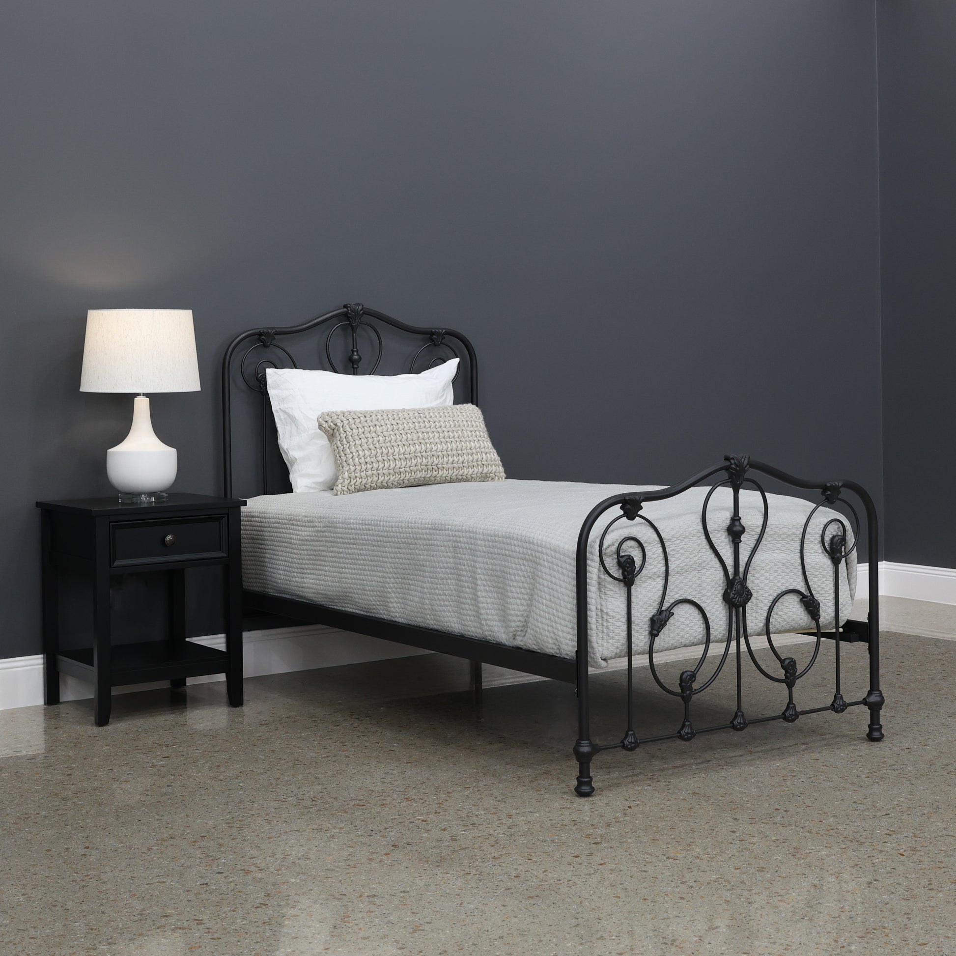 Winchester Bed