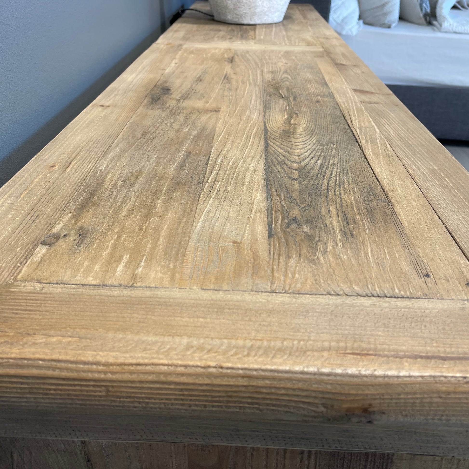 Eldorado Buffet w/ 4 Drawers & 6 Doors