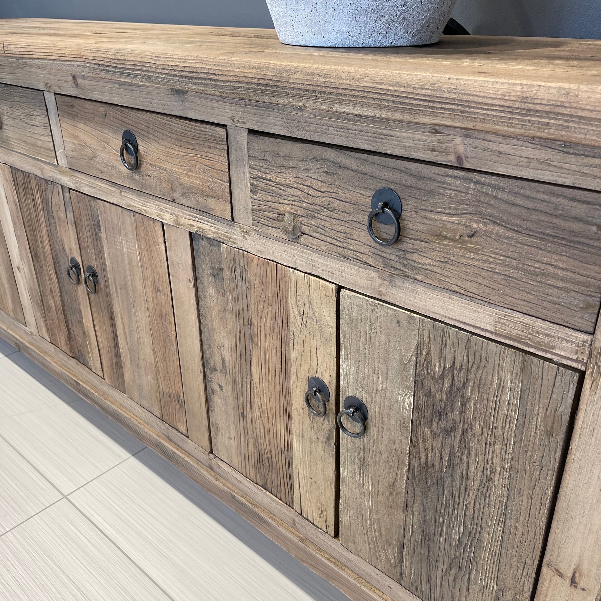 Eldorado Buffet w/ 4 Drawers & 6 Doors