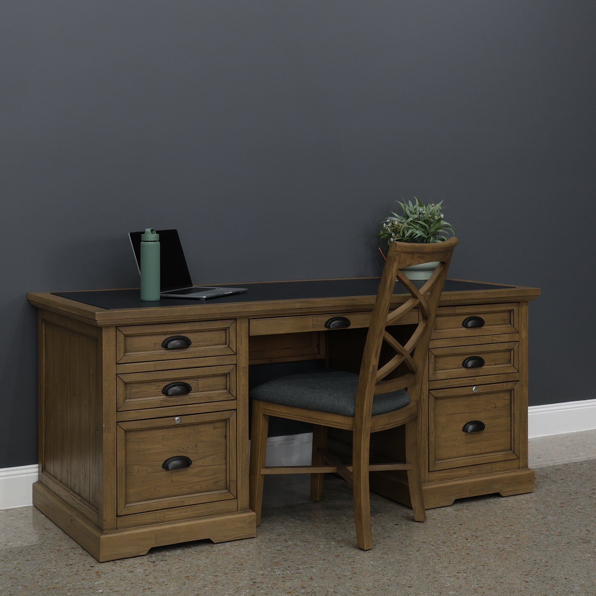 Macedon Desk