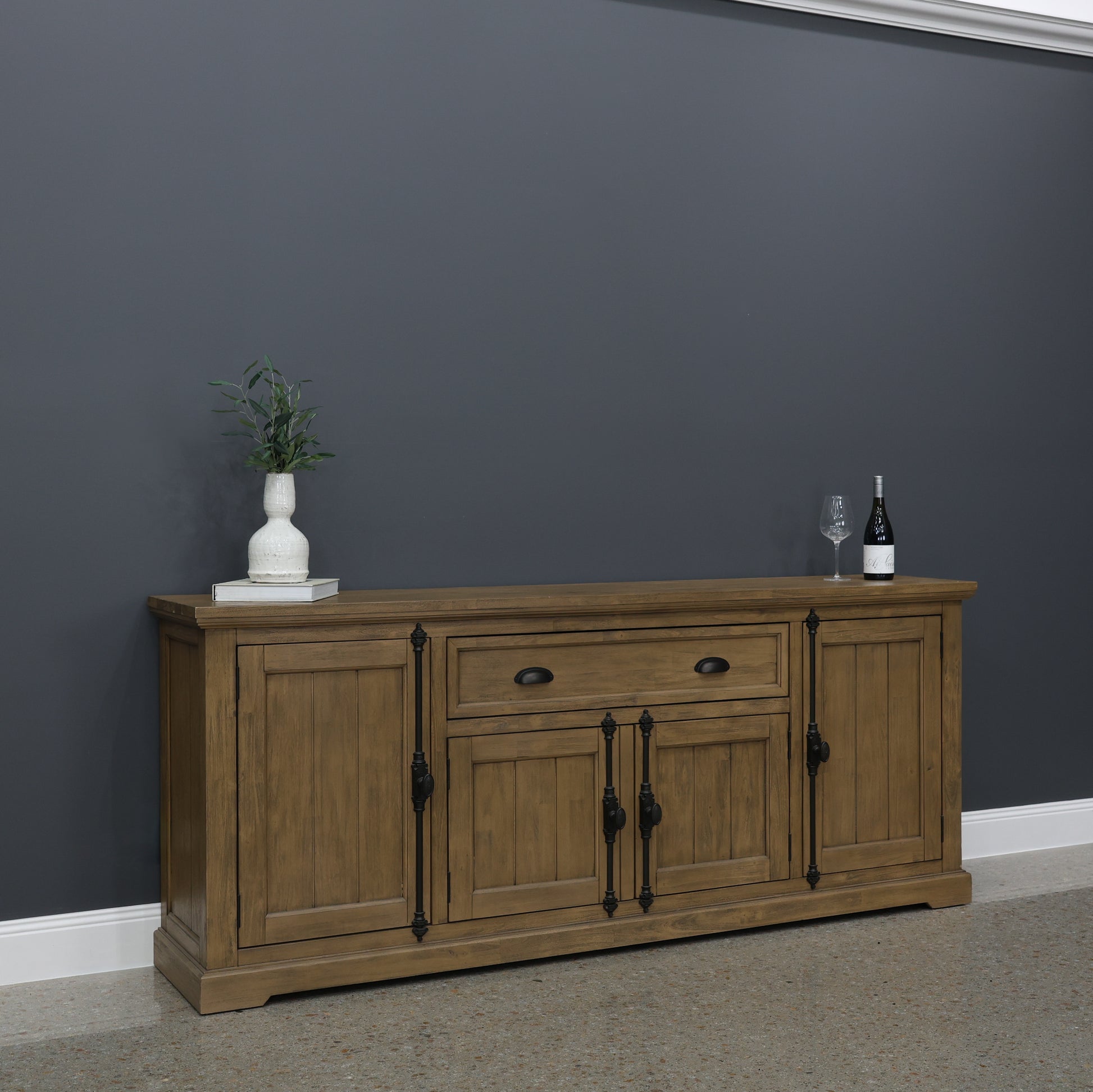 Macedon Buffet 4 Doors 1 Drawer