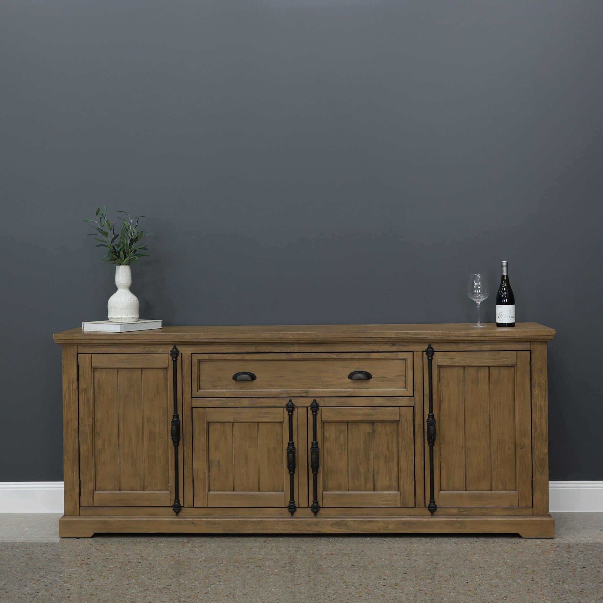 Macedon Buffet 4 Doors 1 Drawer