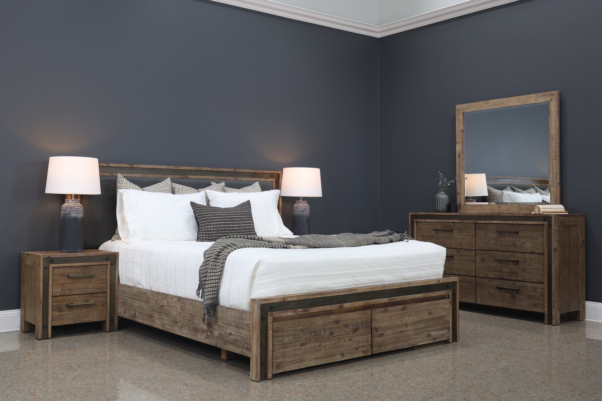Ballarat Bed w/ 2x Bedside Tables