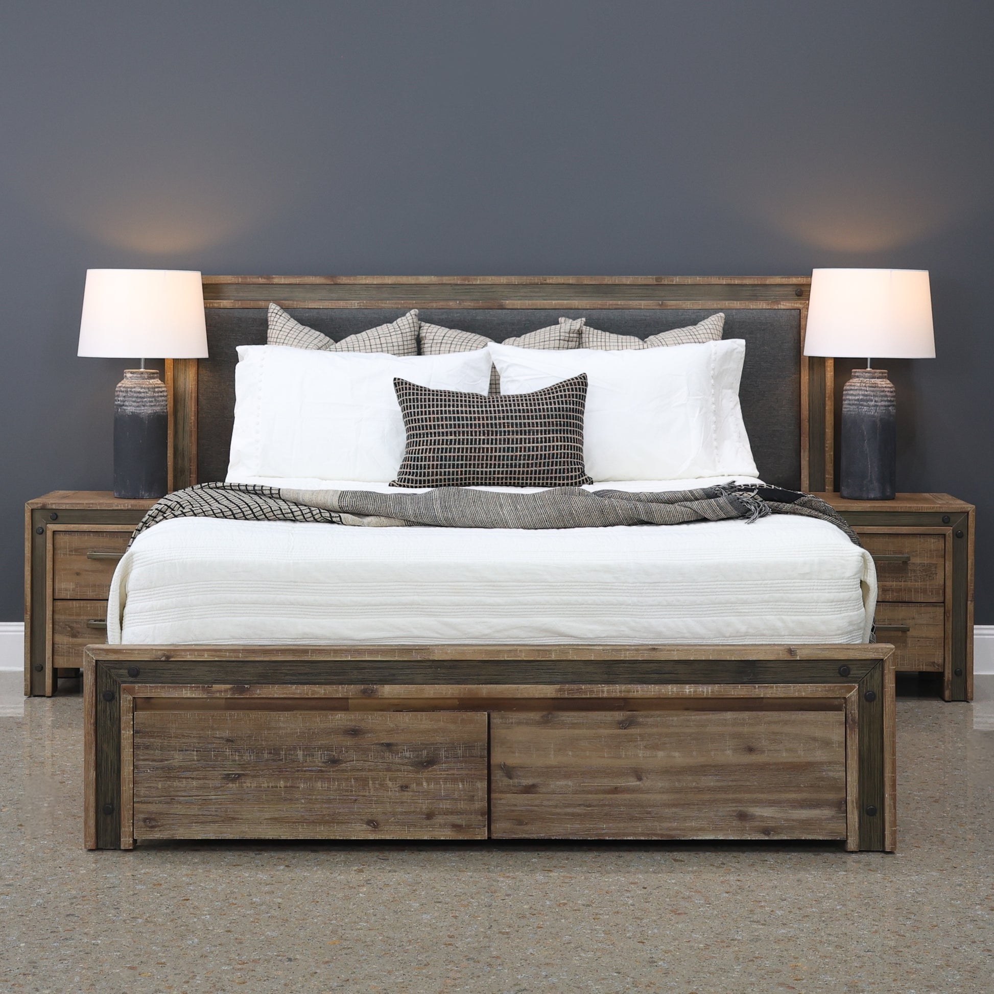Ballarat Bed w/ 2x Bedside Tables
