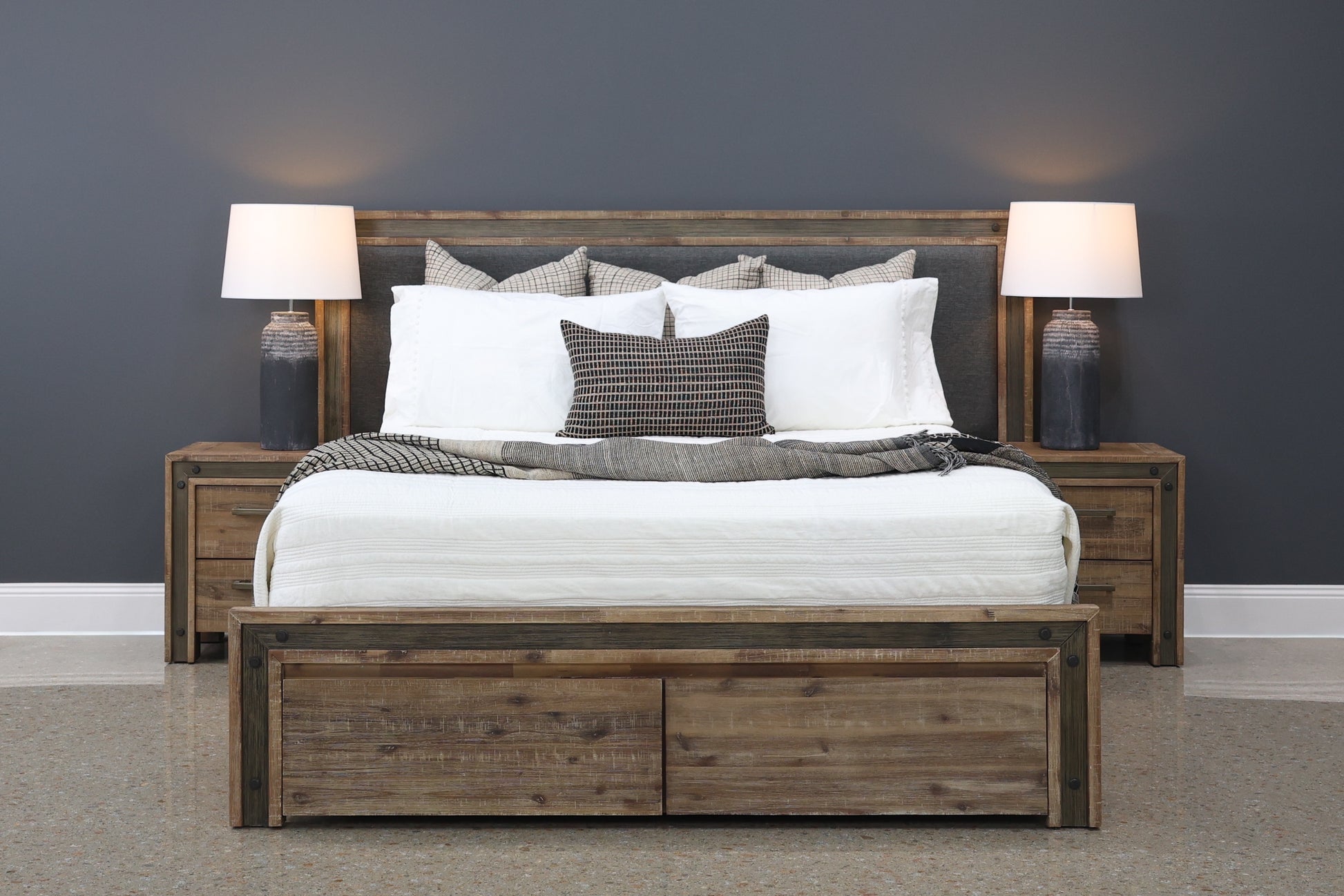 Ballarat Bedside w/ 2 Drawers
